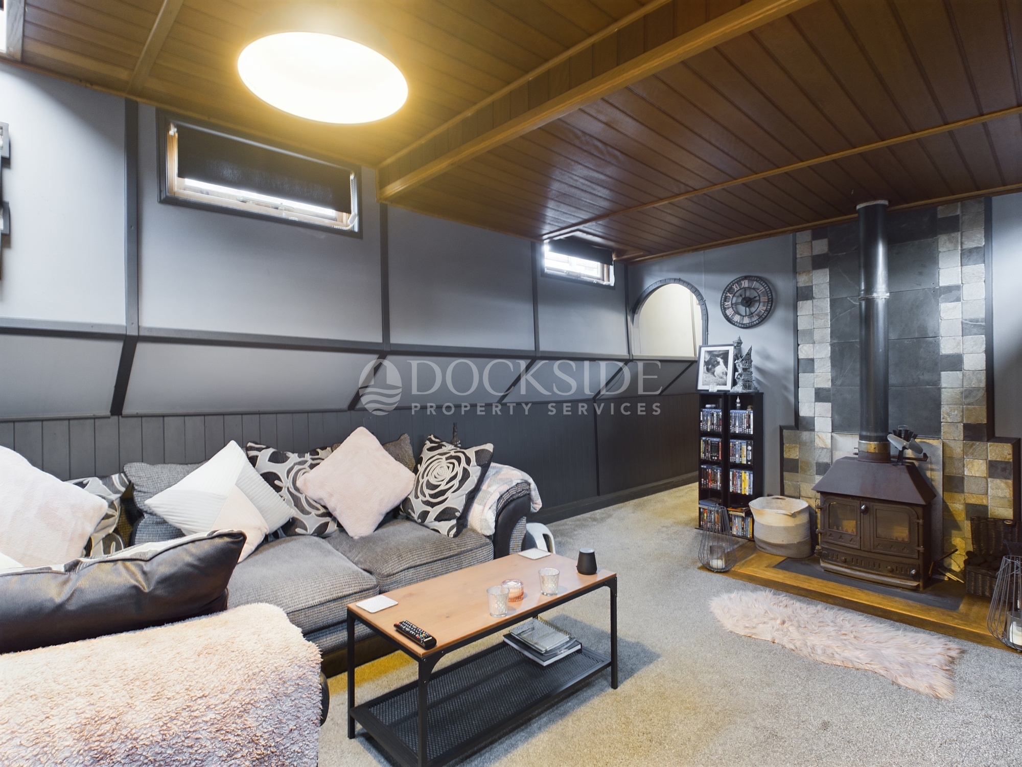 2 bed house boat for sale in Knight Road, Rochester  - Property Image 8