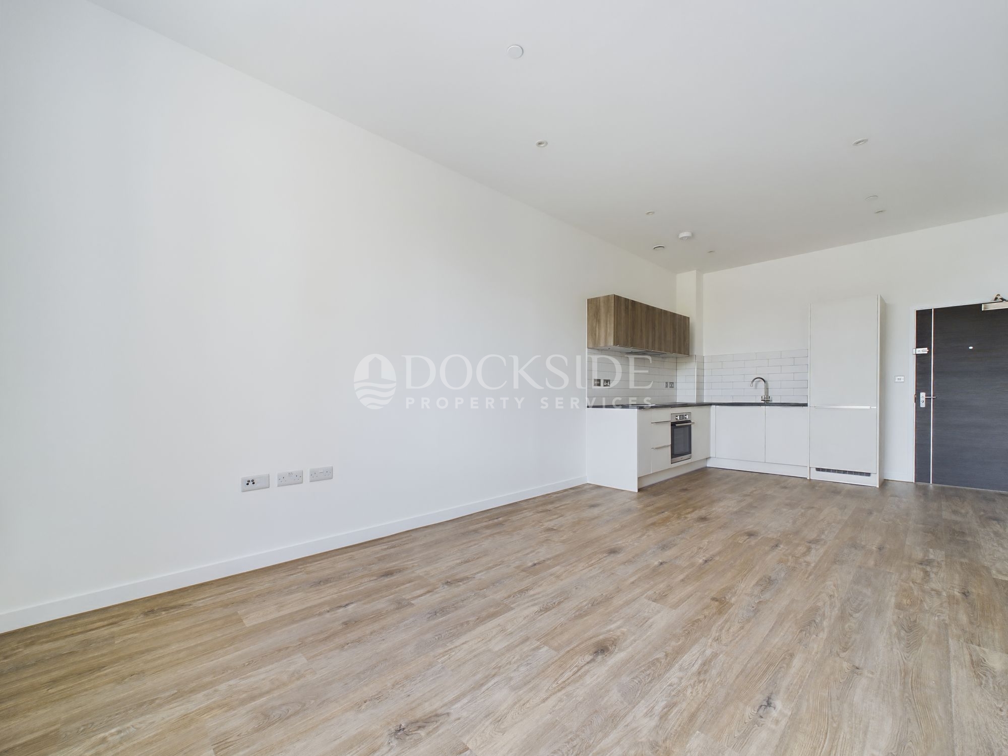 1 bed to rent in Chatham Maritime, Chatham  - Property Image 2