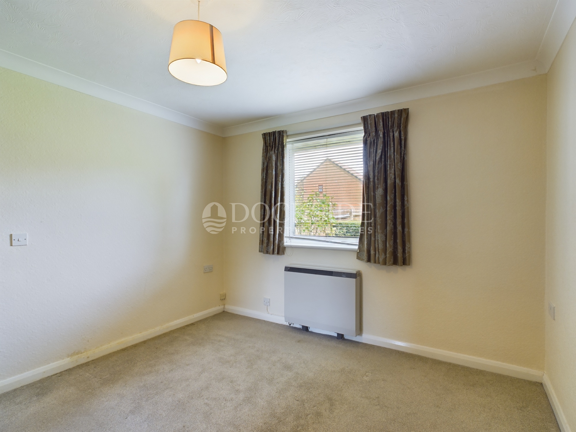 2 bed for sale in Flack Gardens, Rochester  - Property Image 10