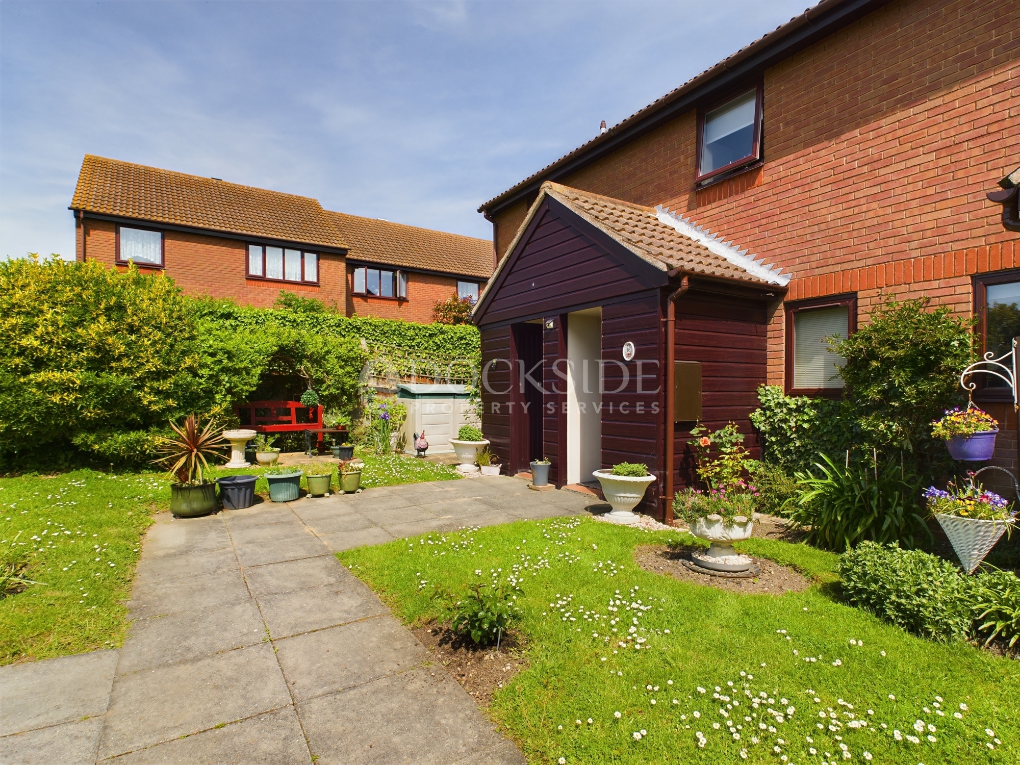 2 bed for sale in Flack Gardens, Rochester  - Property Image 2