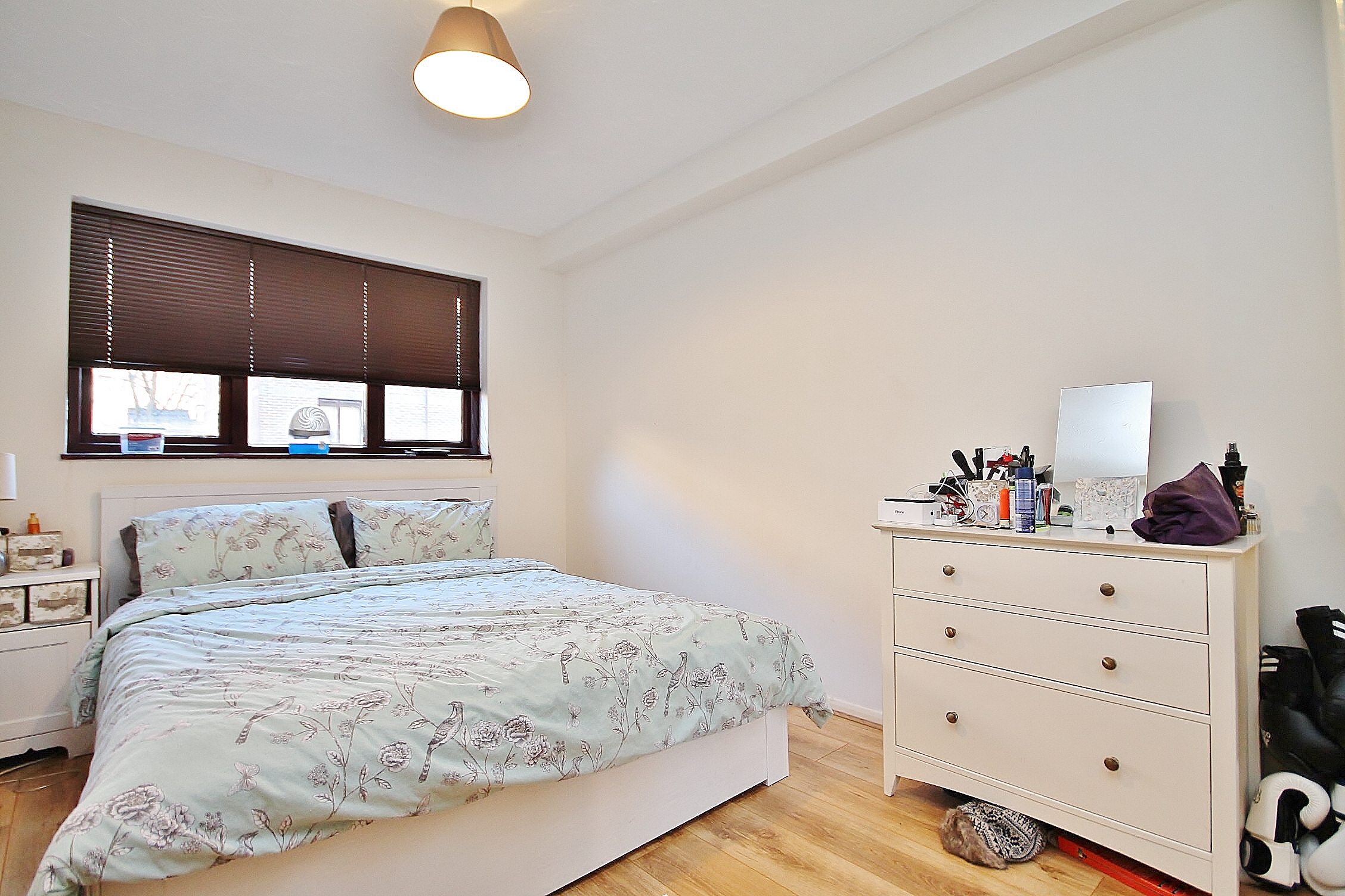 2 bed flat to rent in Tyndale Court, London  - Property Image 3