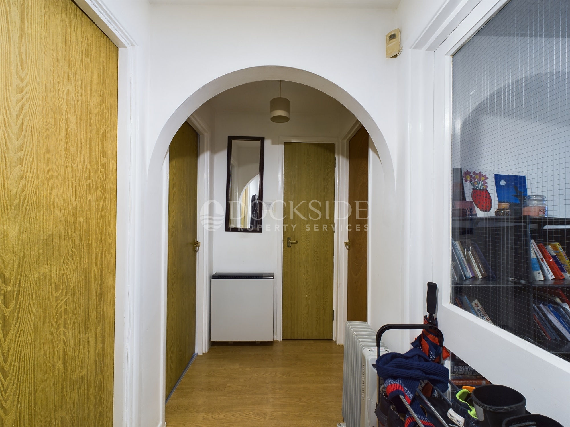 2 bed flat to rent in Tyndale Court, London 4