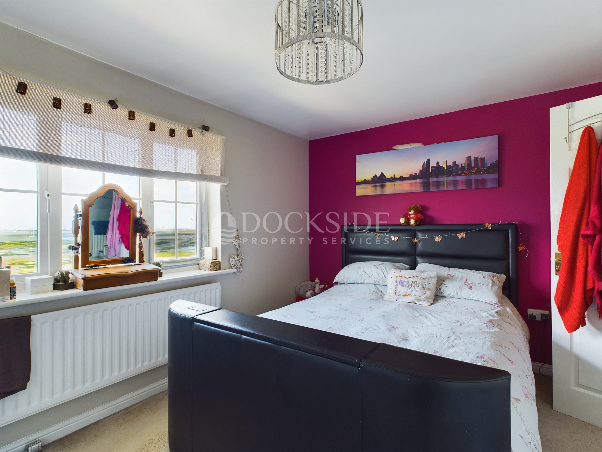 3 bed house for sale in Waterside Lane, Gillingham  - Property Image 9