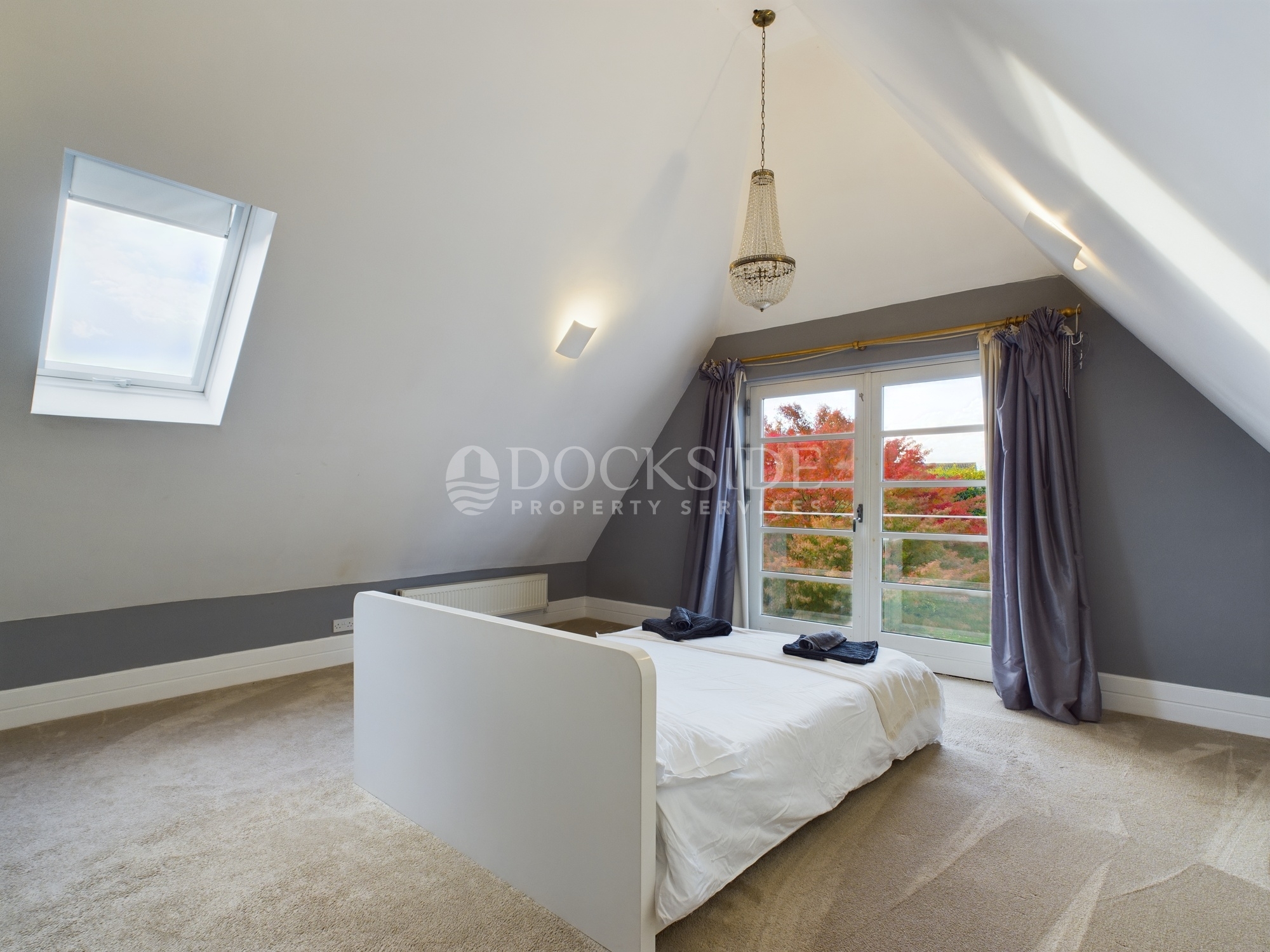 4 bed bungalow for sale in Rede Court Road, Rochester  - Property Image 5