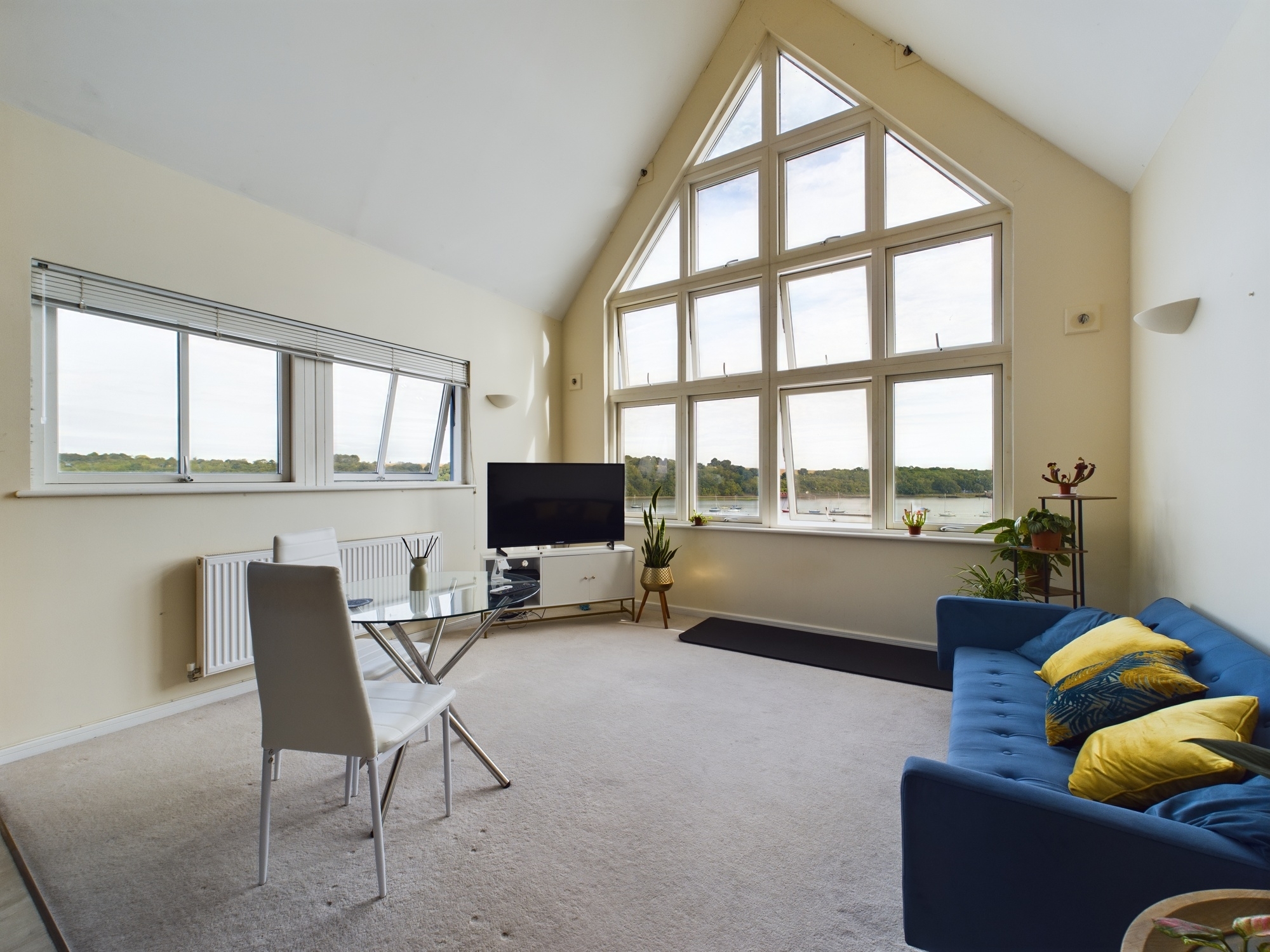 2 bed for sale in Rivermead, Chatham 0