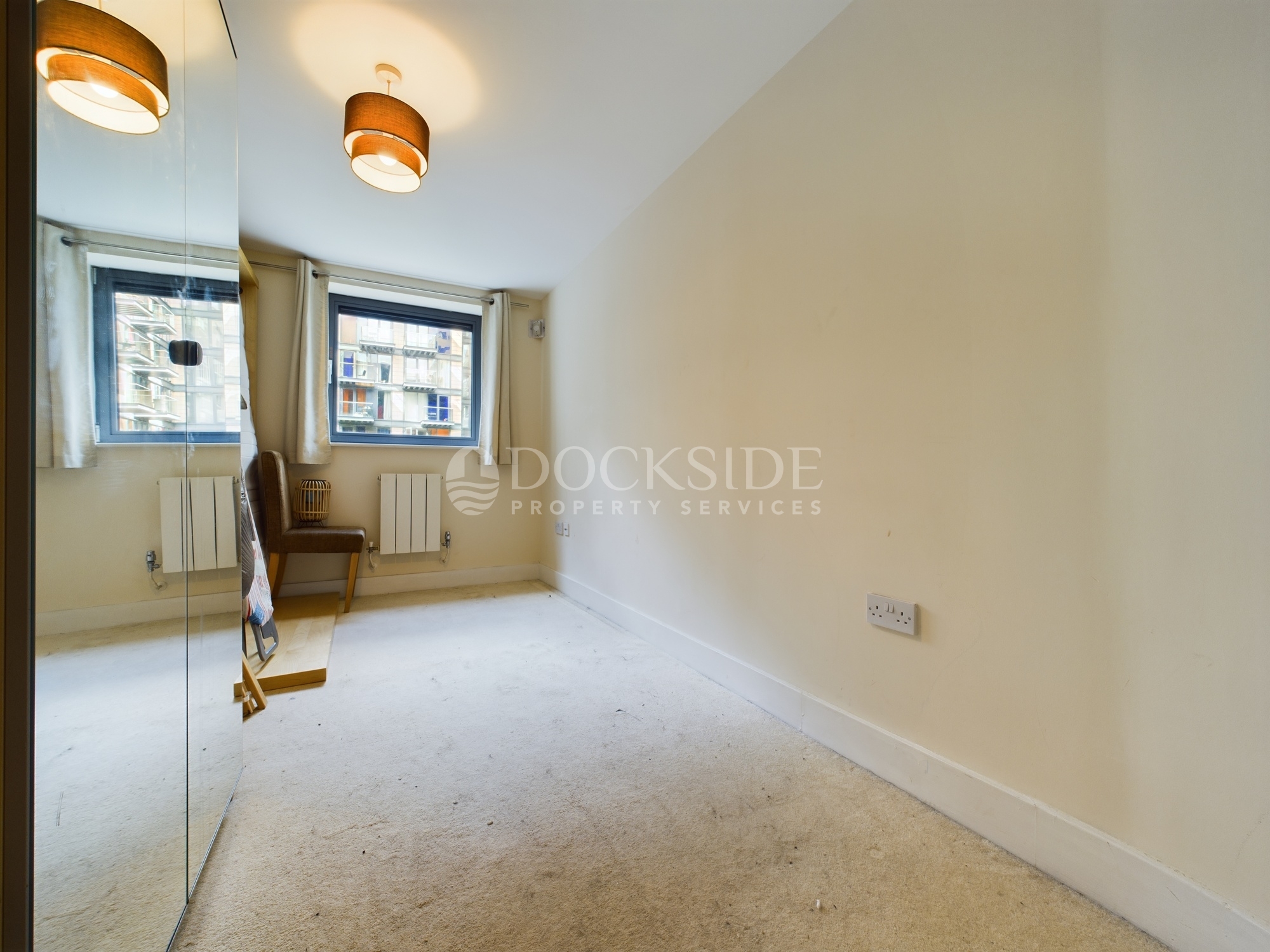 2 bed flat for sale in Millharbour, London 4