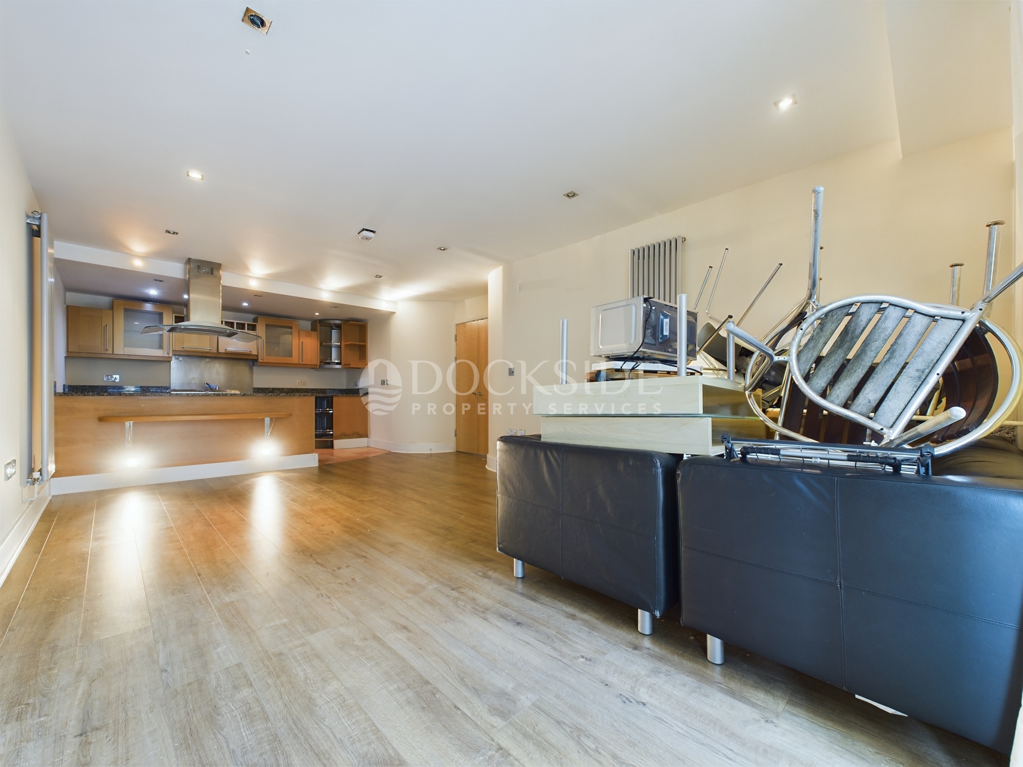 2 bed flat for sale in Millharbour, London 1