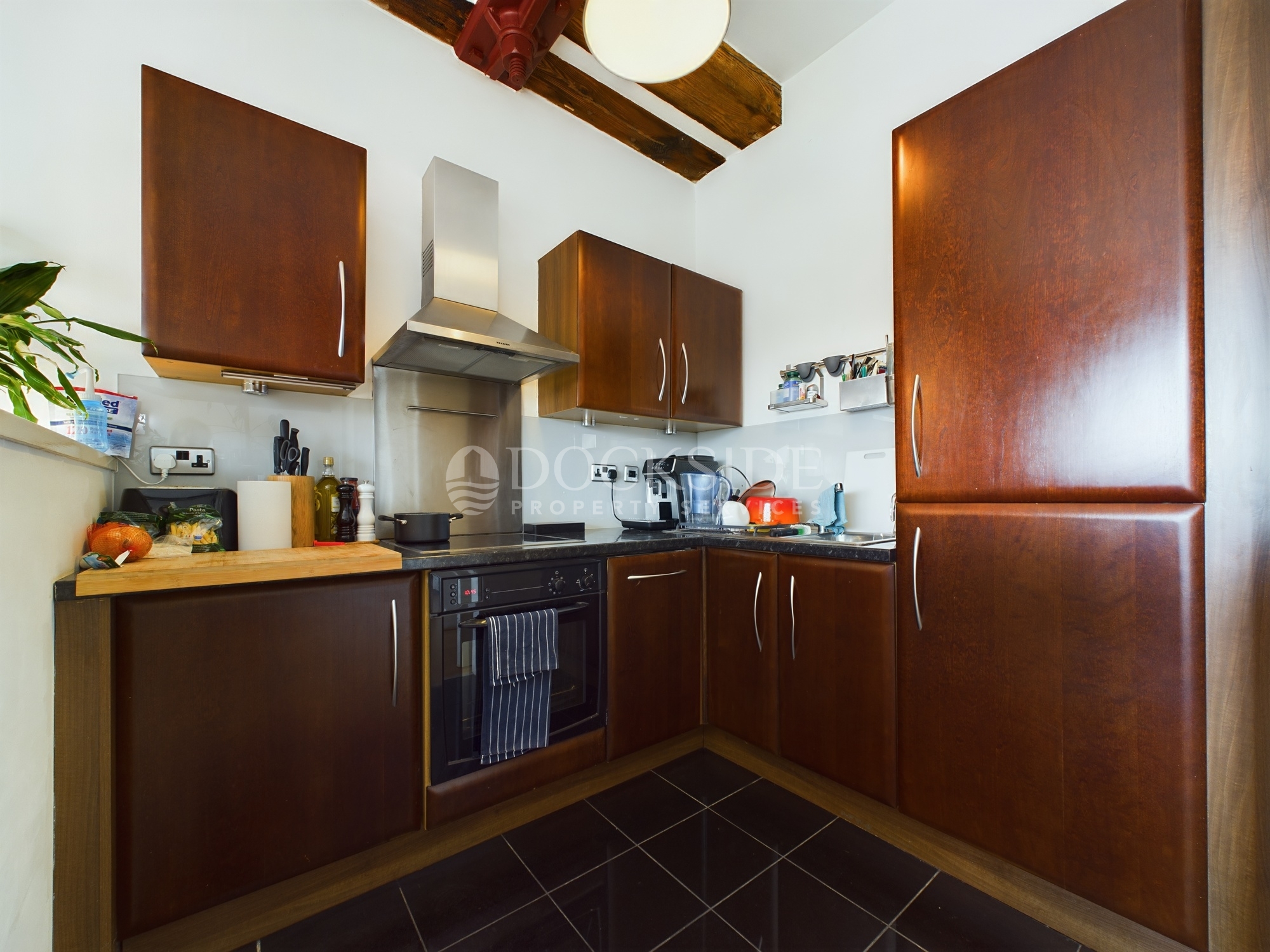 1 bed for sale in Burrells Wharf Square, London  - Property Image 4