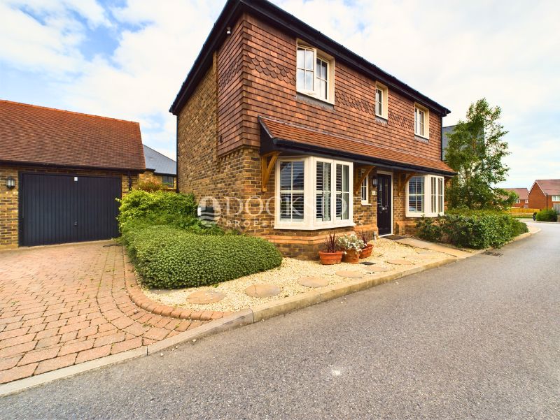 3 bed house for sale in Braeburn Drive, Rochester - Property Image 1