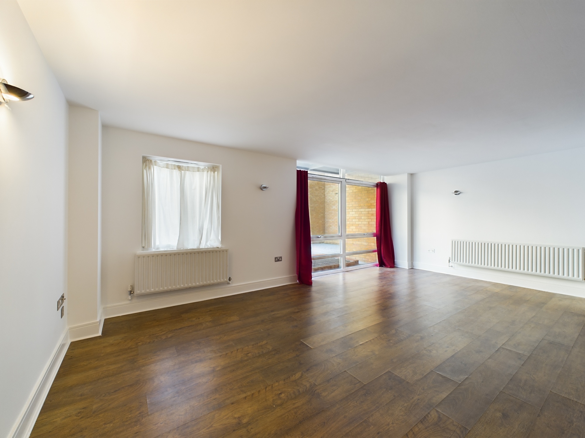 3 bed for sale in Cassilis Road, London, E14 