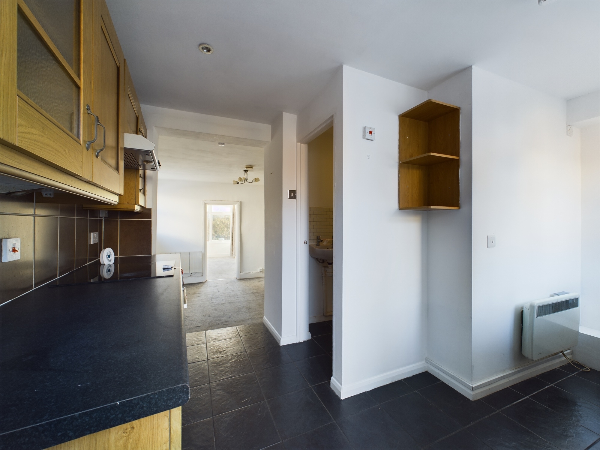 1 bed flat for sale in Cliffe Road, Rochester, ME2 