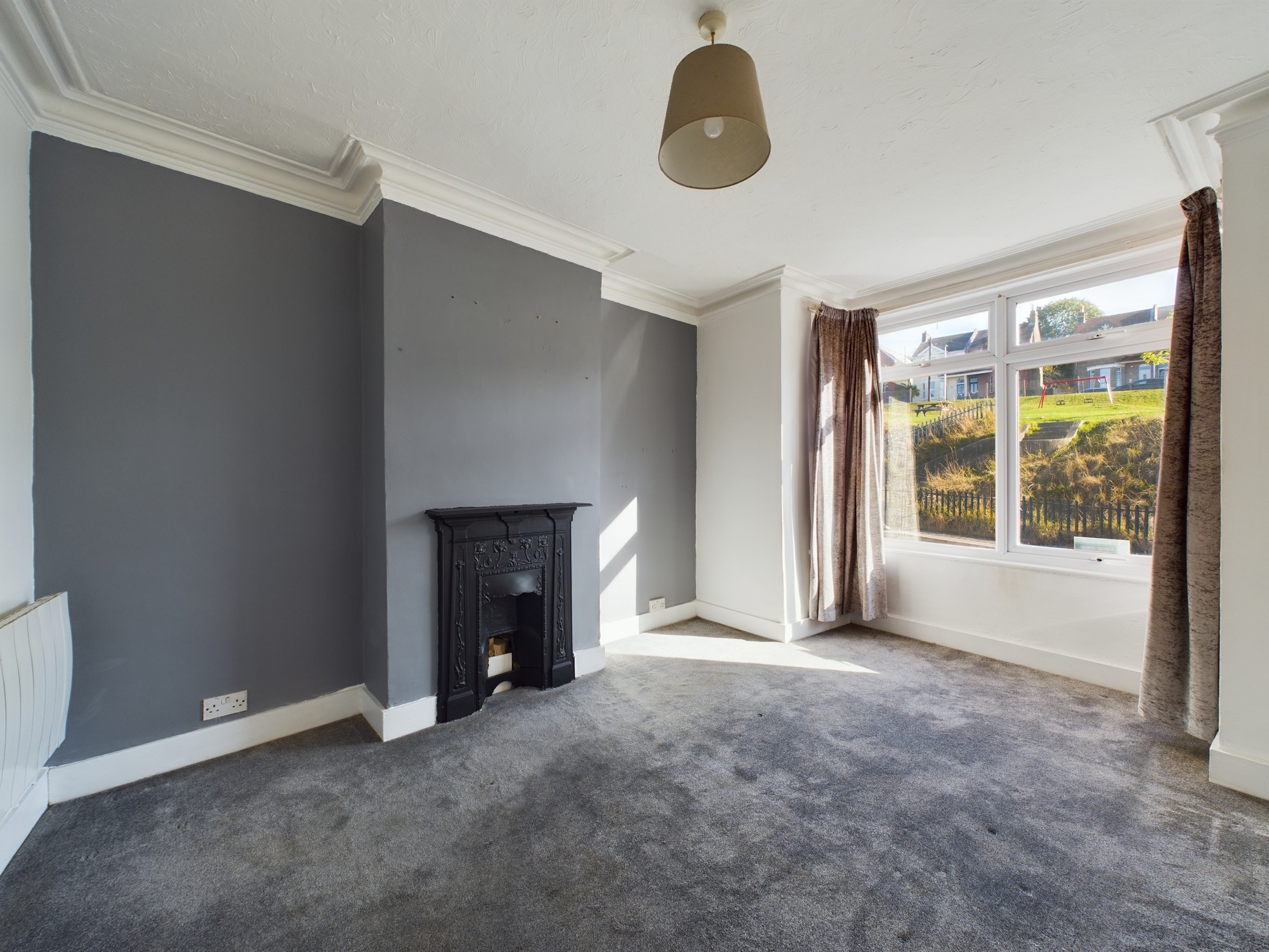 1 bed flat for sale in Cliffe Road, Rochester 5