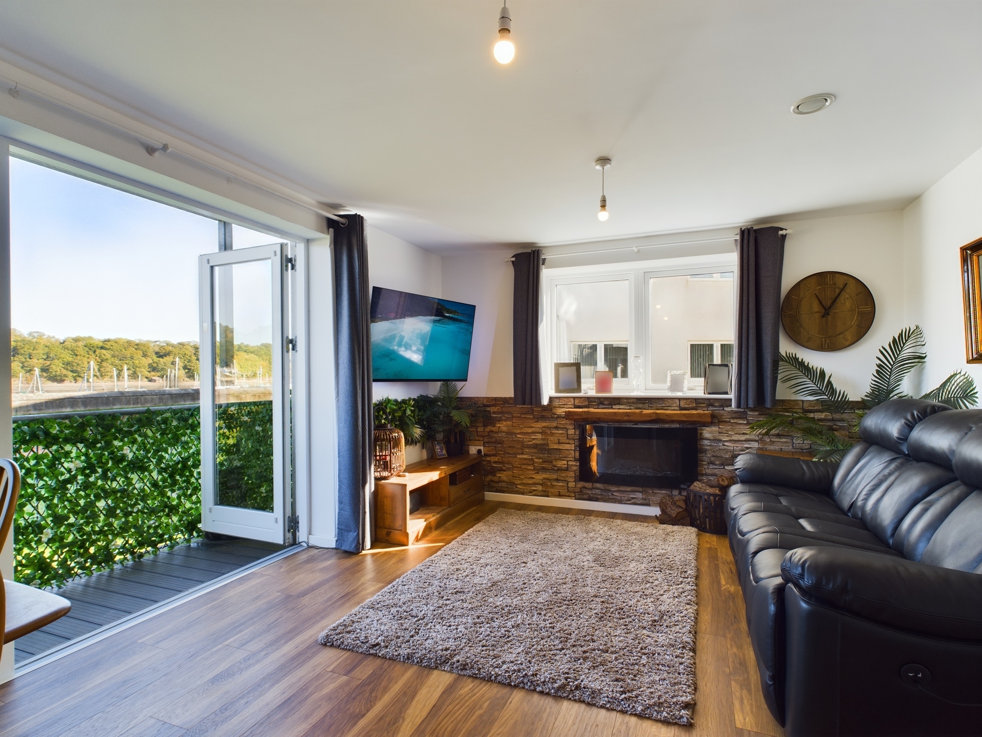 2 bed for sale in The Causeway, Chatham 5