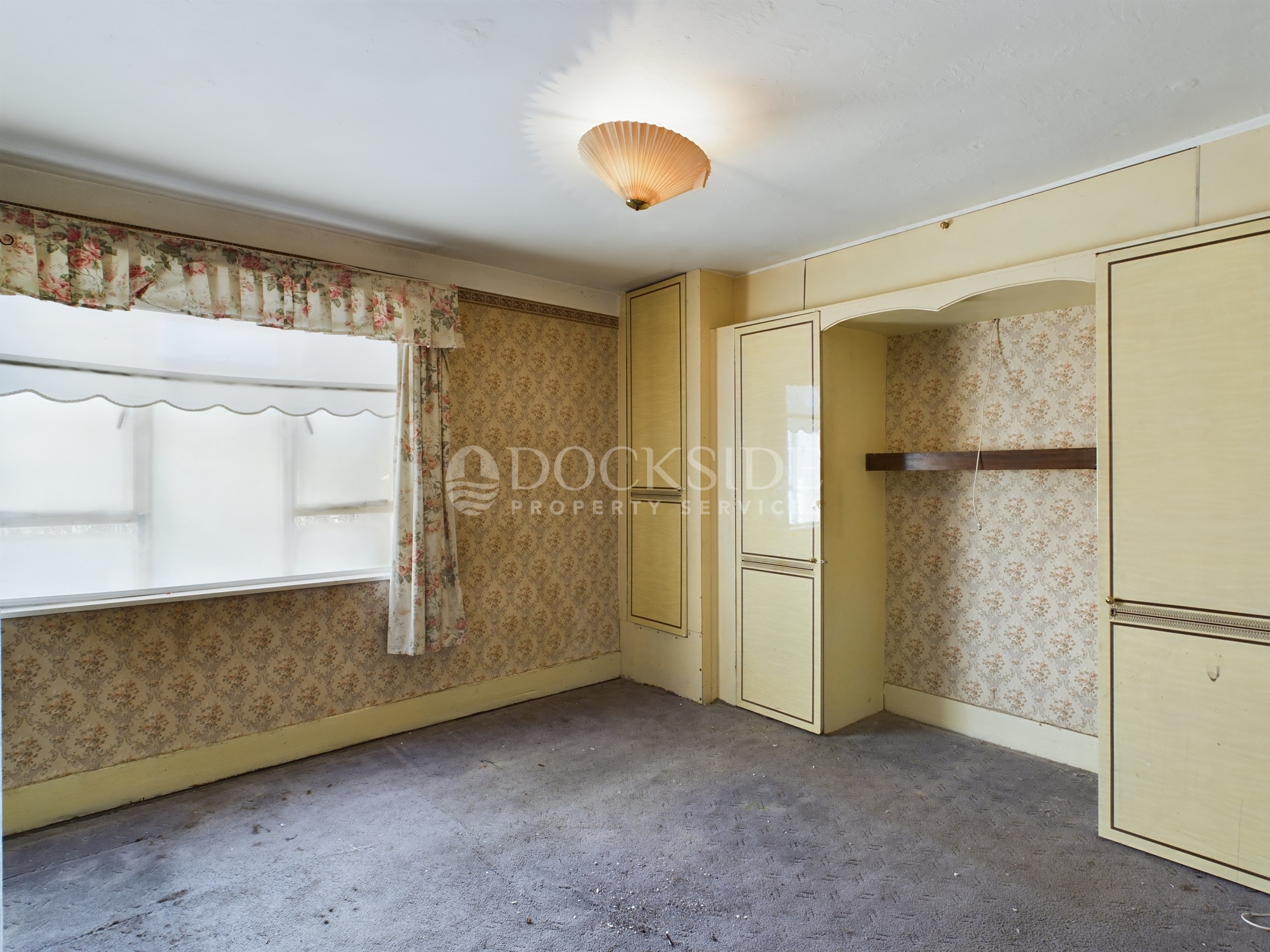 2 bed house for sale in Castle Street, Rochester  - Property Image 3