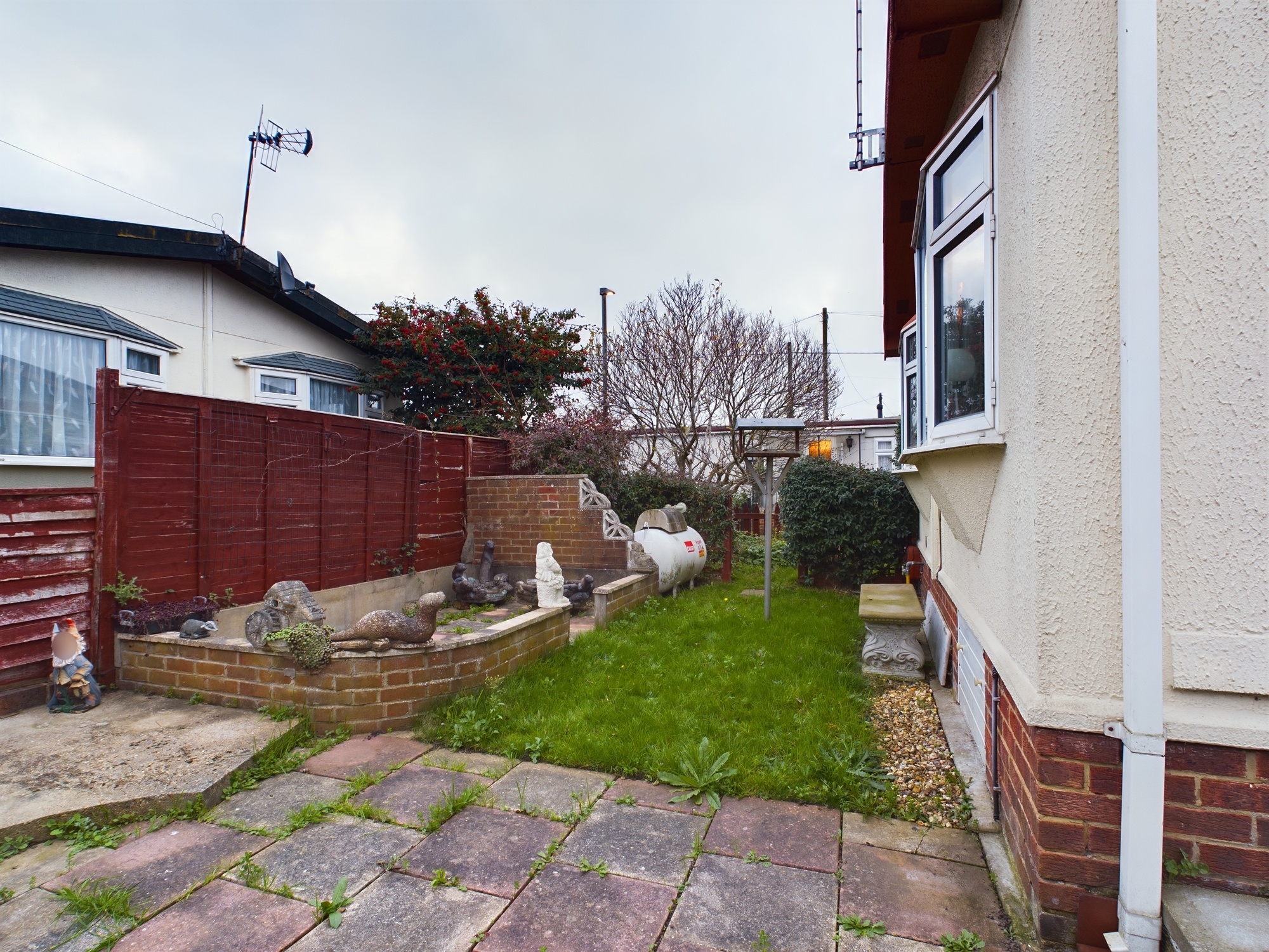 2 bed park home for sale in Vicarage Lane, Rochester 11