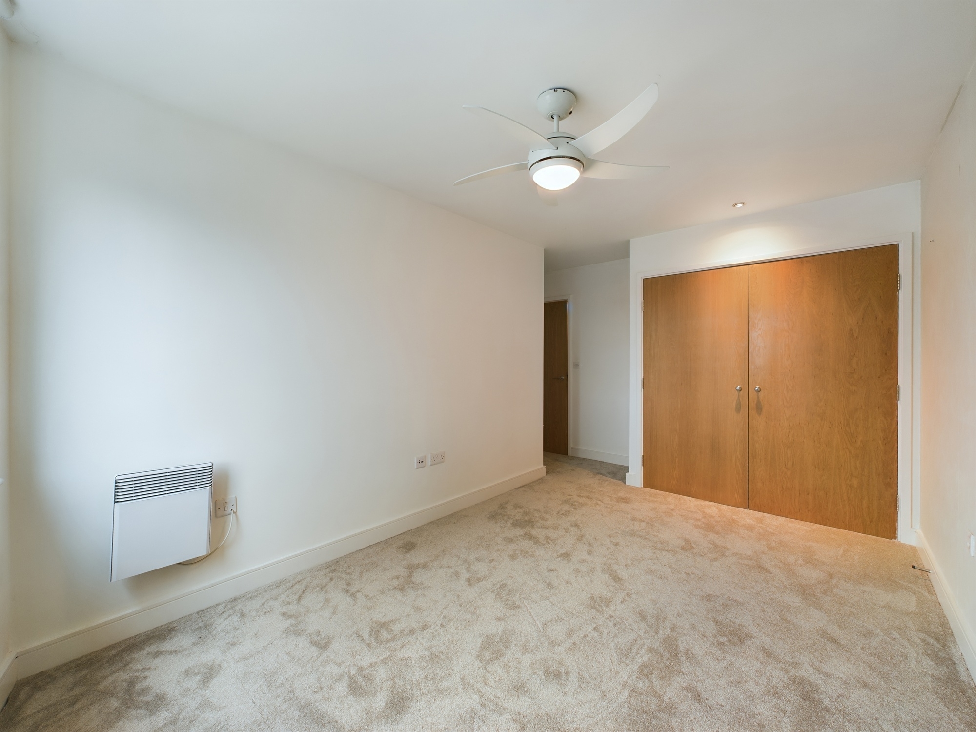 1 bed to rent in Dock Head Road, Chatham  - Property Image 6