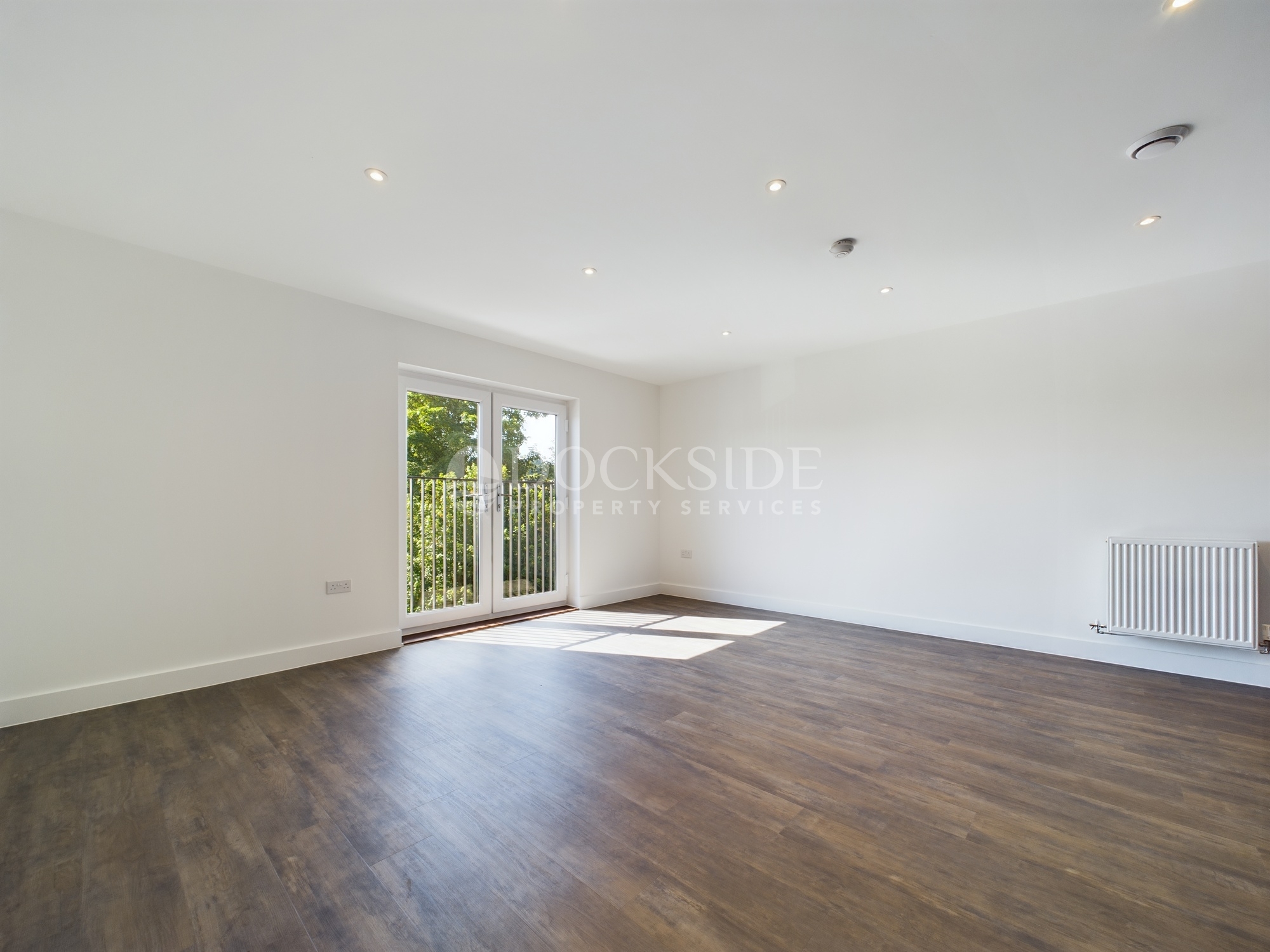 2 bed to rent in Furrells Road, Rochester  - Property Image 3