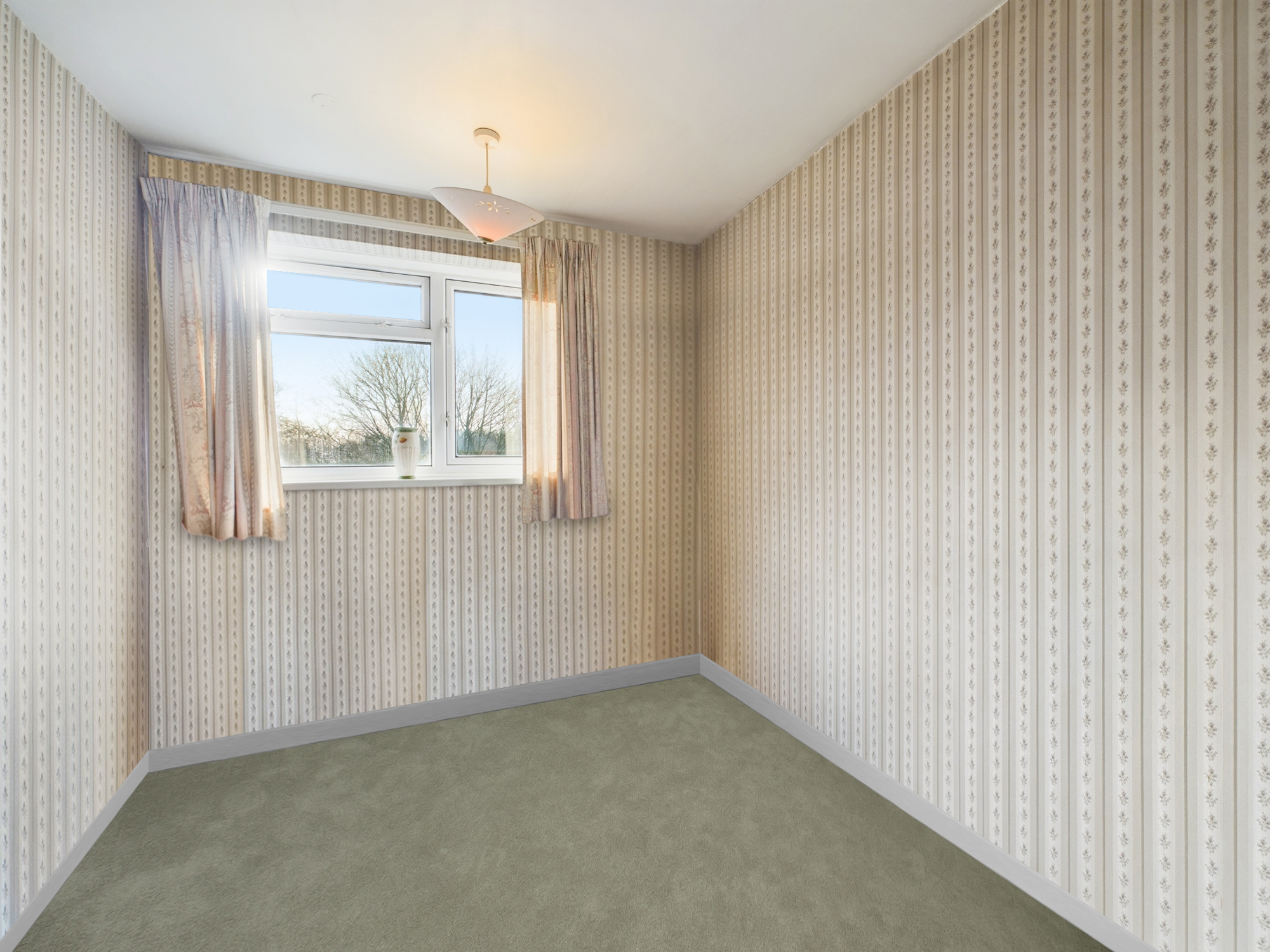 3 bed flat for sale in Oakum court, Chatham  - Property Image 4