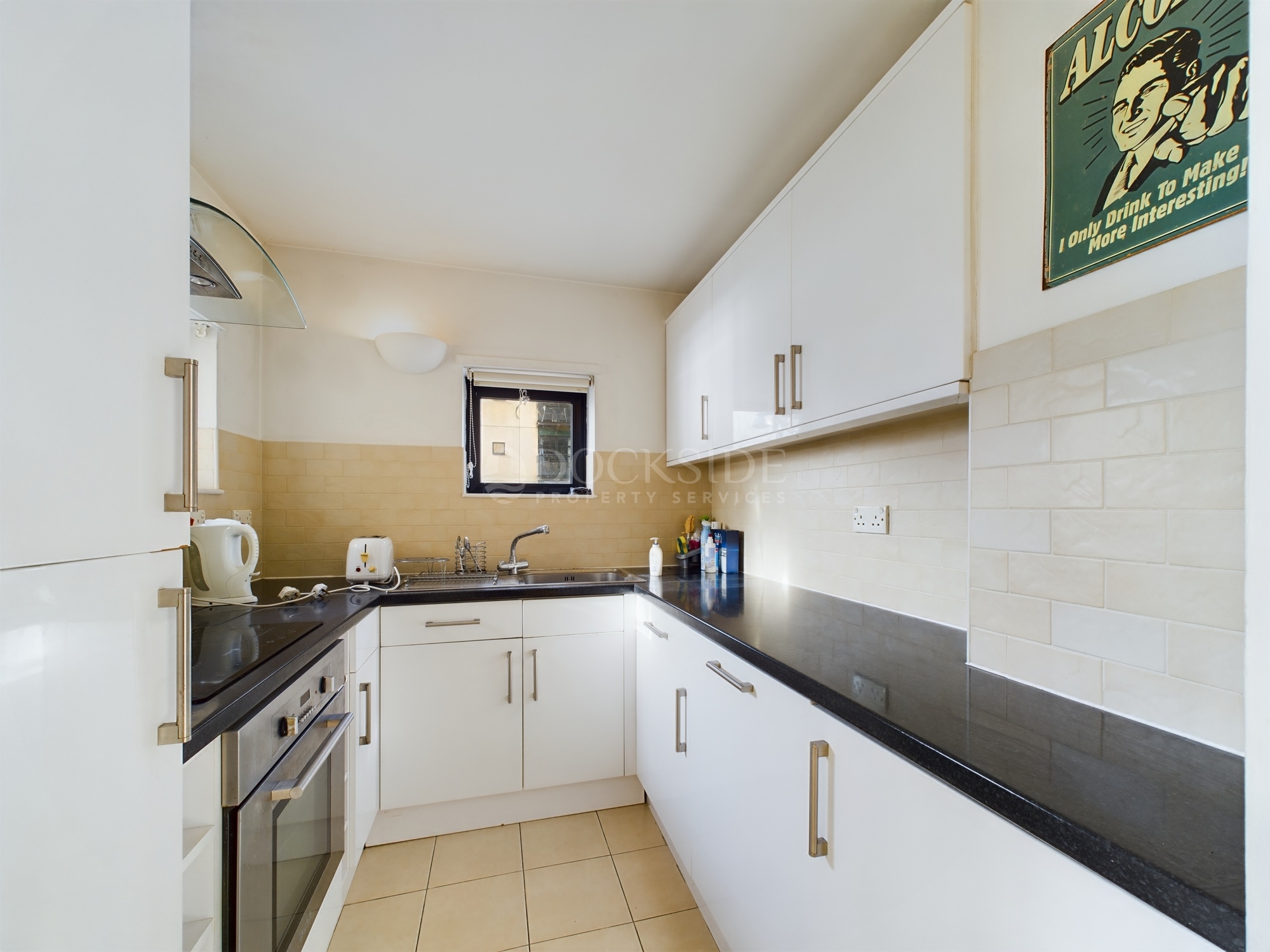 2 bed flat to rent in Chart House, London  - Property Image 5