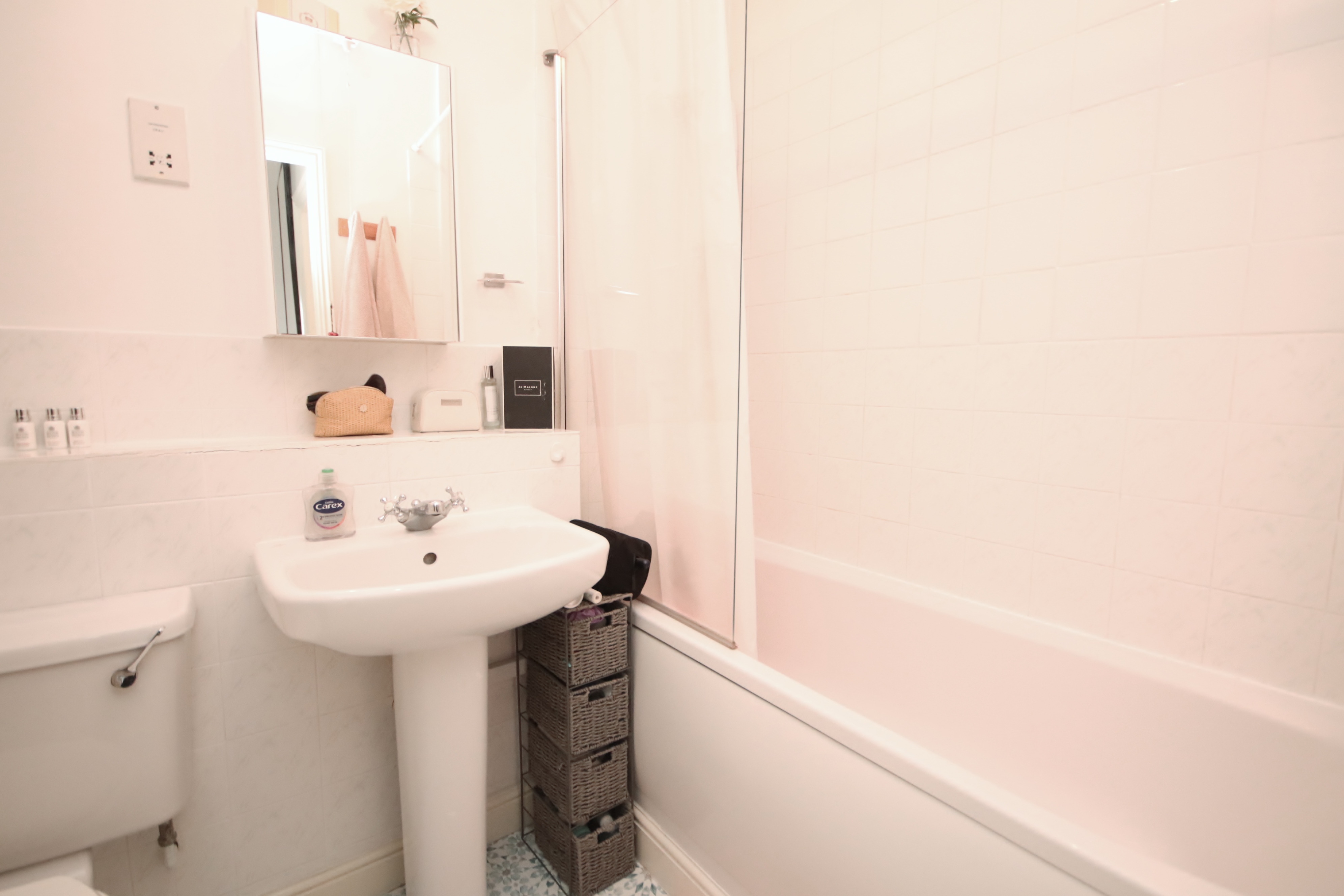 1 bed flat to rent in Wheat Sheaf Close, London  - Property Image 5