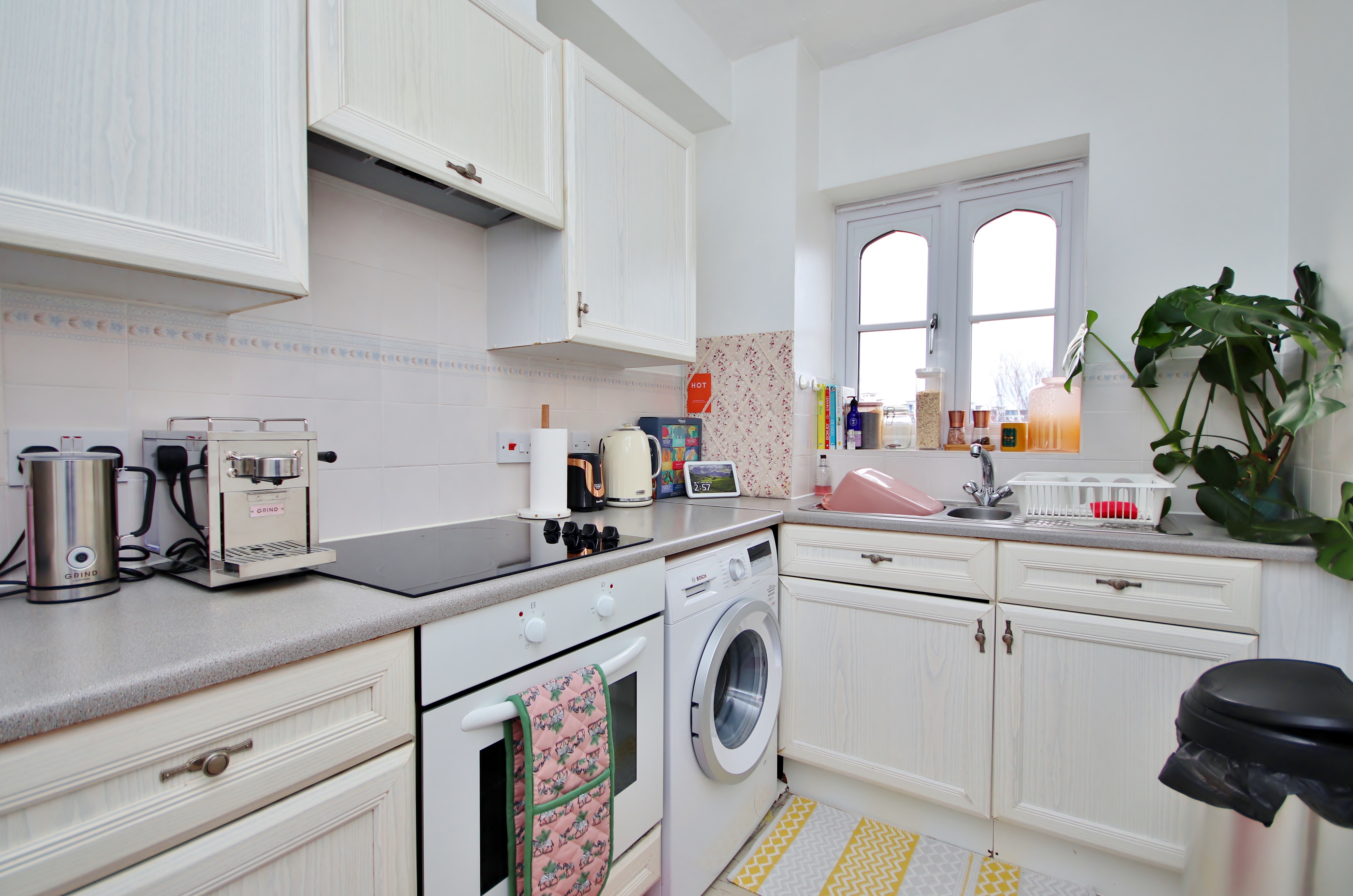 1 bed flat to rent in Wheat Sheaf Close, London  - Property Image 3