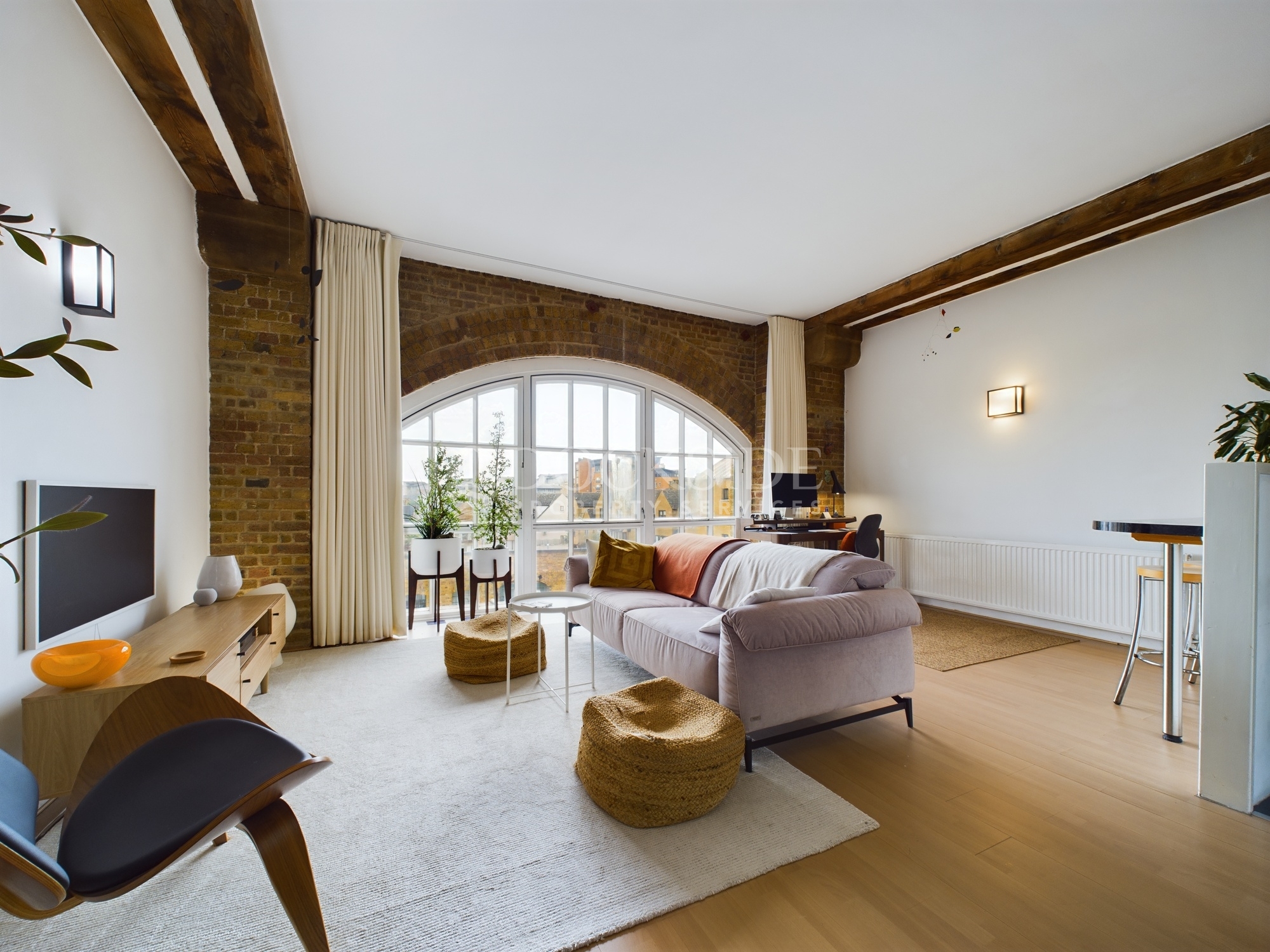 1 bed to rent in Burrells Wharf Square, London  - Property Image 4