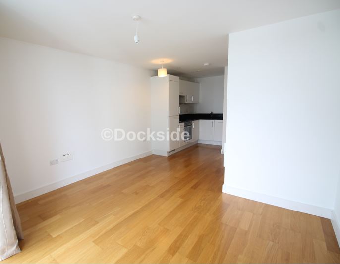 1 bed to rent in Dock Head Road, Chatham  - Property Image 3