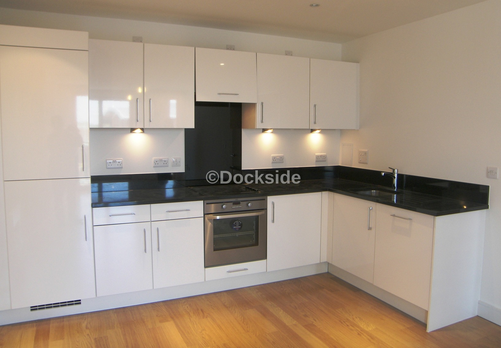 2 bed to rent in Dock Head Road, Chatham Maritime, ME4 