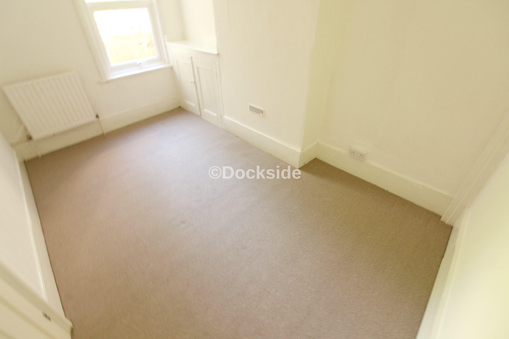 2 bed to rent in Luton Road, Chatham  - Property Image 5