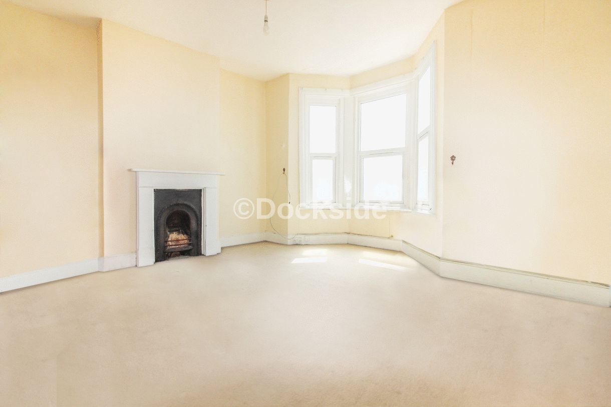 1 bed flat to rent in Luton Road, Chatham 1