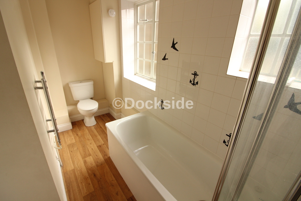 1 bed to rent in High Street, Rochester  - Property Image 5