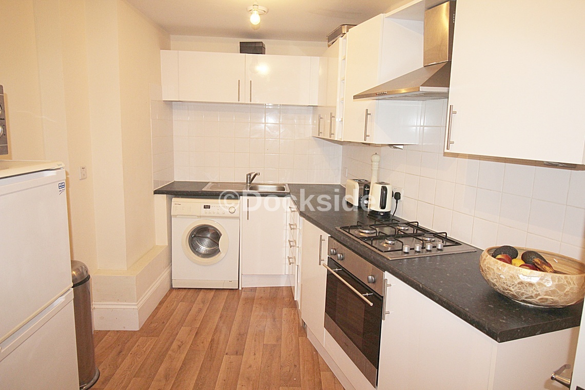 1 bed to rent in High Street, Rochester, ME1 