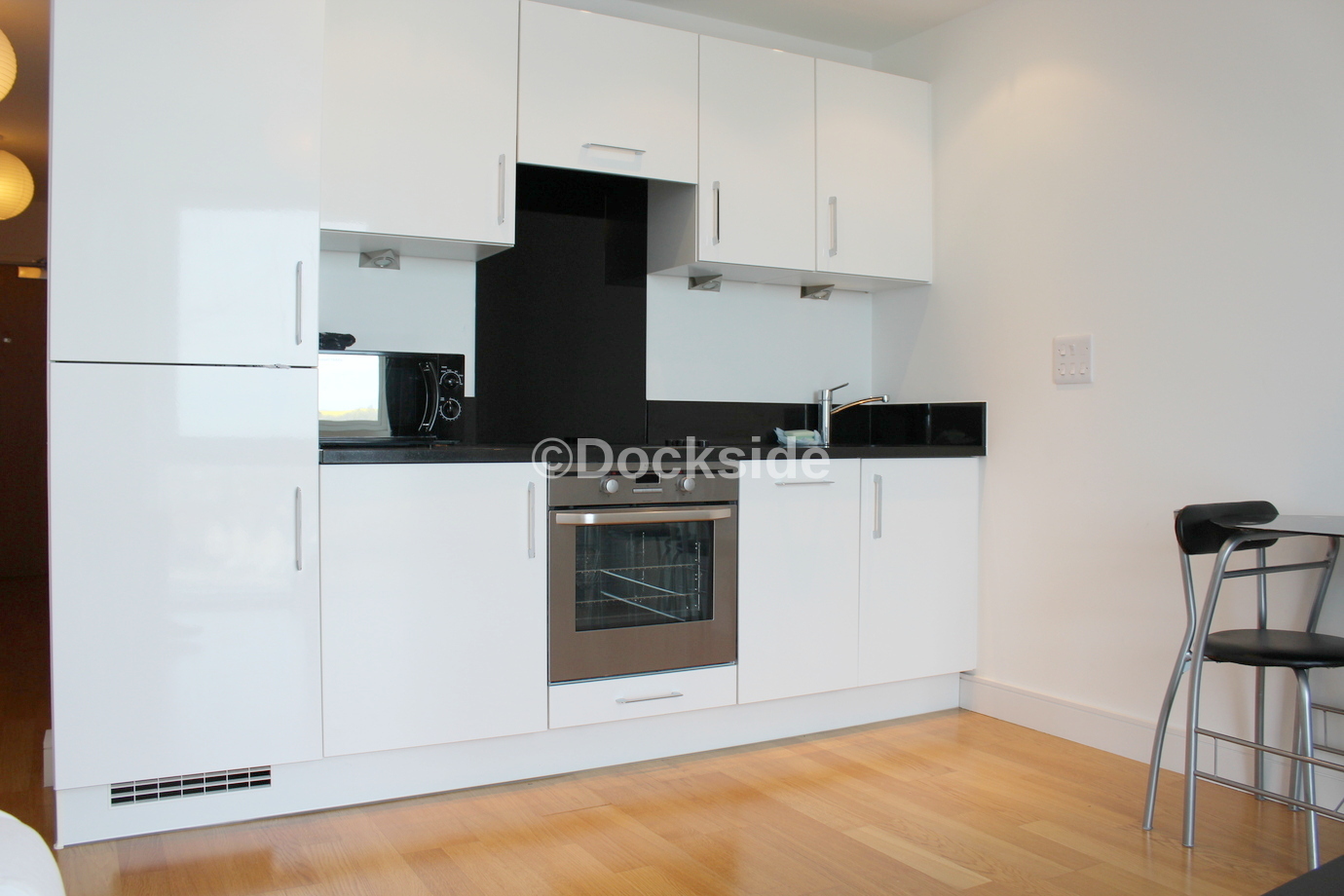 1 bed to rent in Dock Head Road, Chatham 1