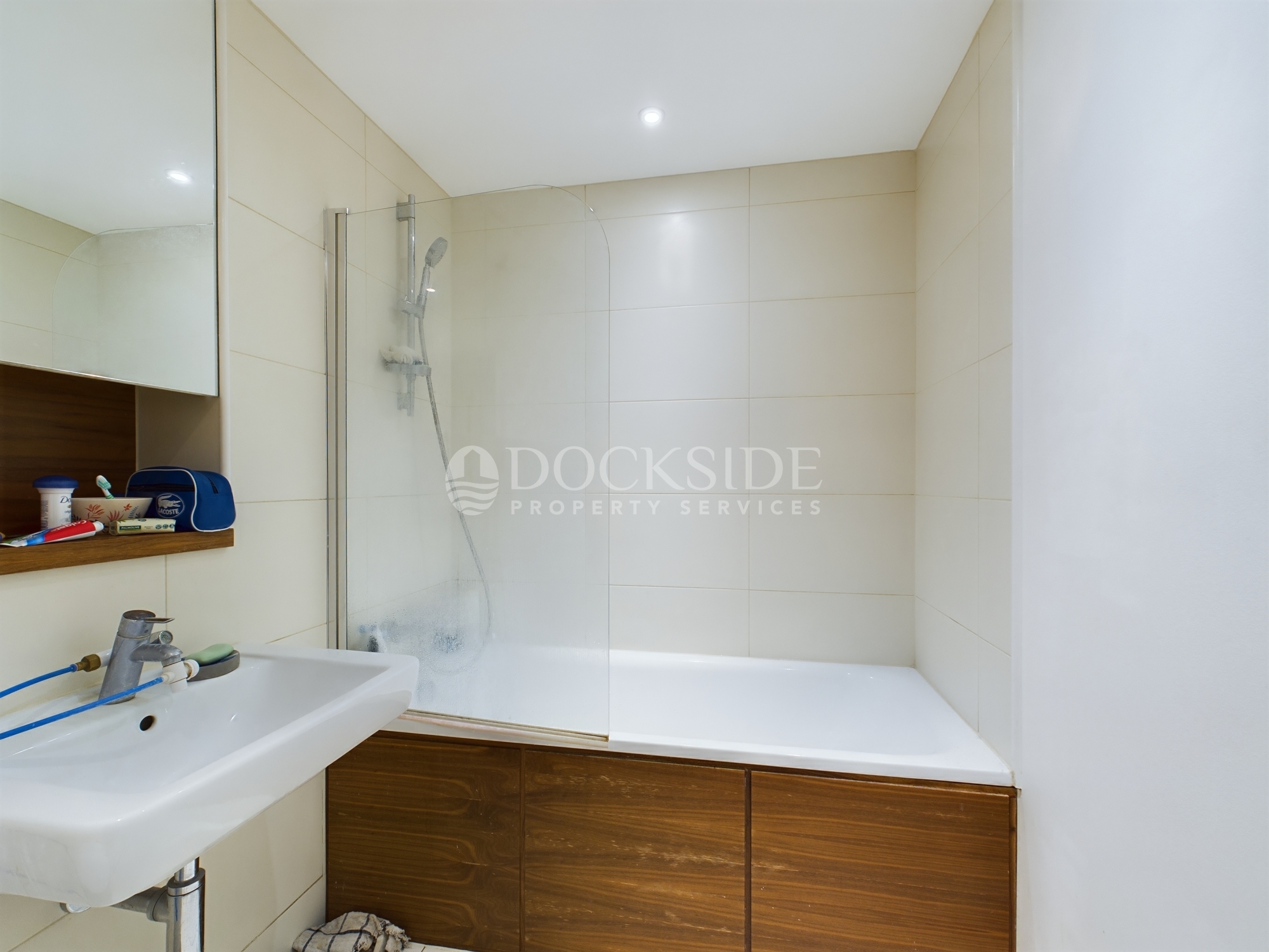 1 bed for sale in Dock Head Road, Chatham Maritime 3