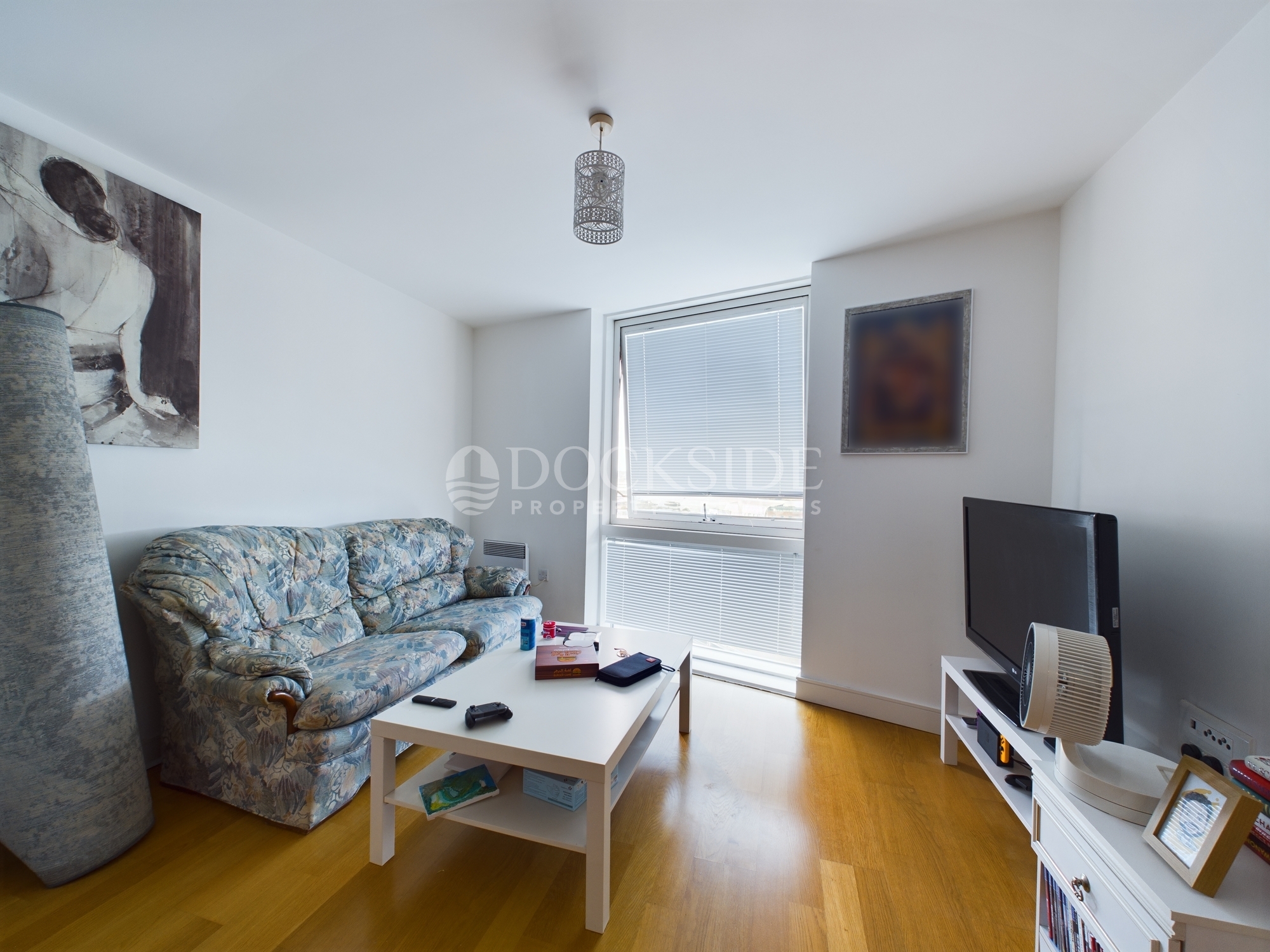 1 bed for sale in Dock Head Road, Chatham Maritime  - Property Image 6
