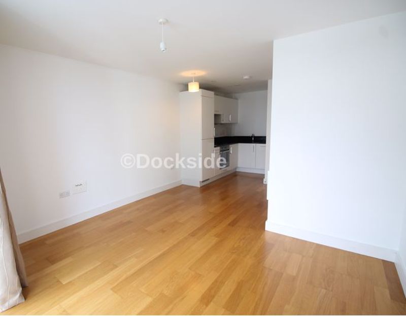 1 bed to rent in Dock Head Road, Chatham 1