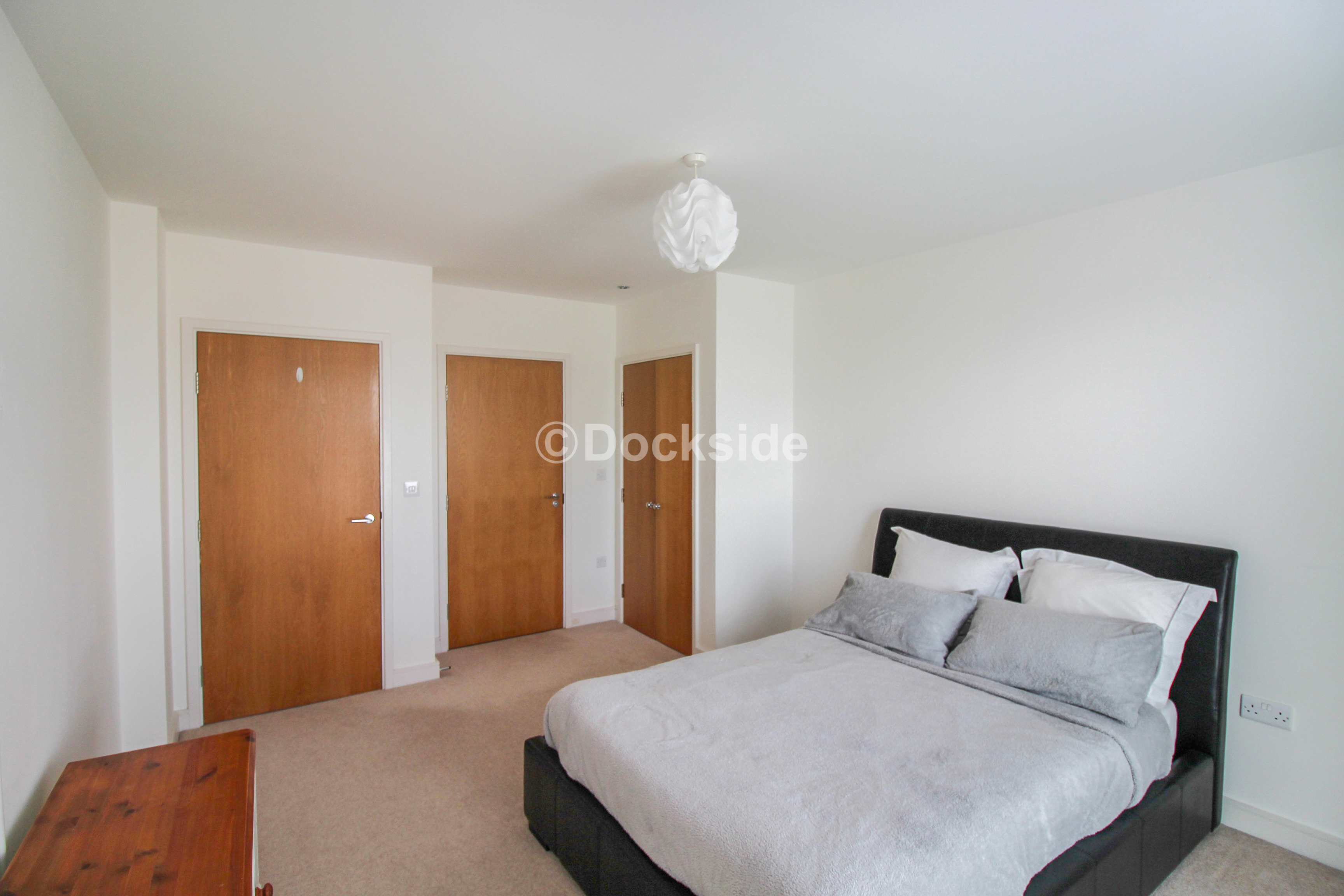 2 bed to rent in Dock Head Road, Chatham  - Property Image 2
