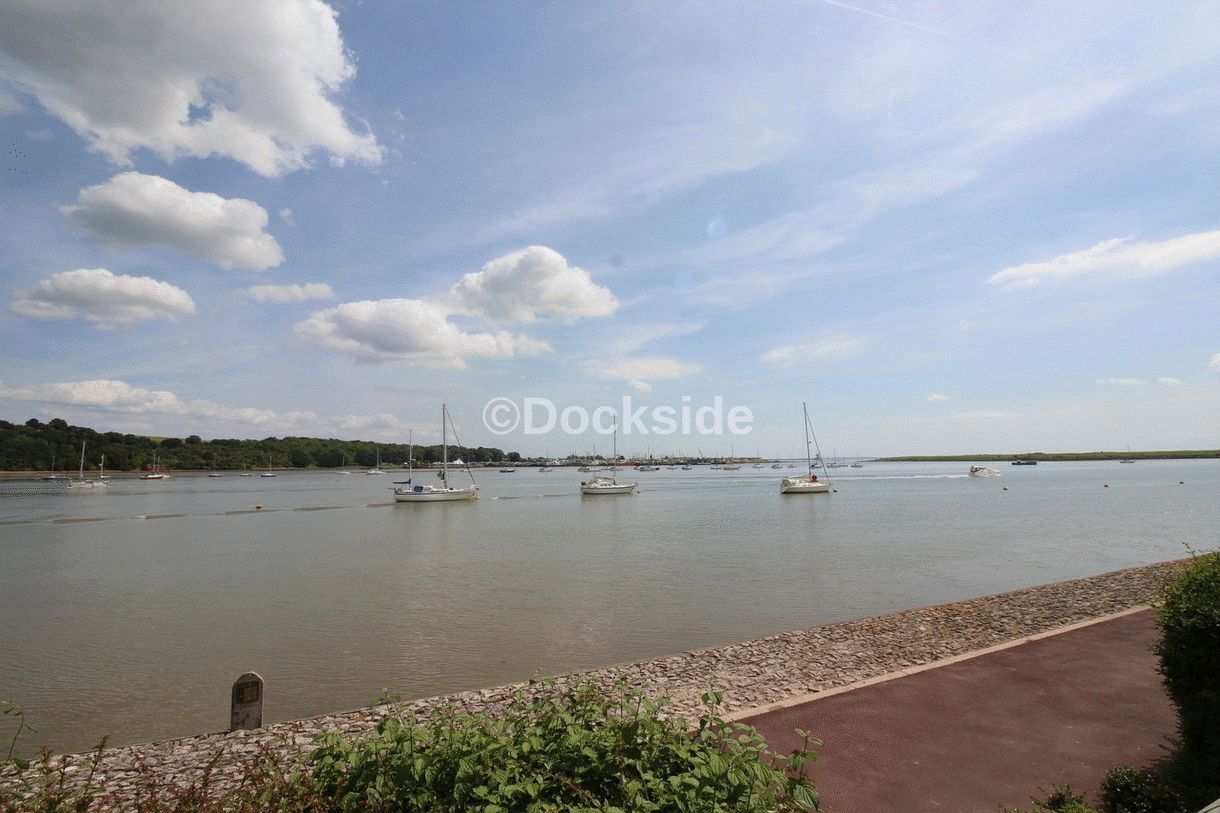 1 bed to rent in Dunlin Drive, Chatham Maritime 6