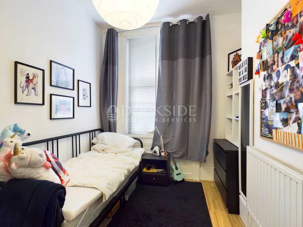 2 bed to rent in High Street, Rochester  - Property Image 5