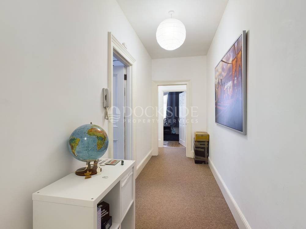 2 bed to rent in High Street, Rochester - Property Image 1