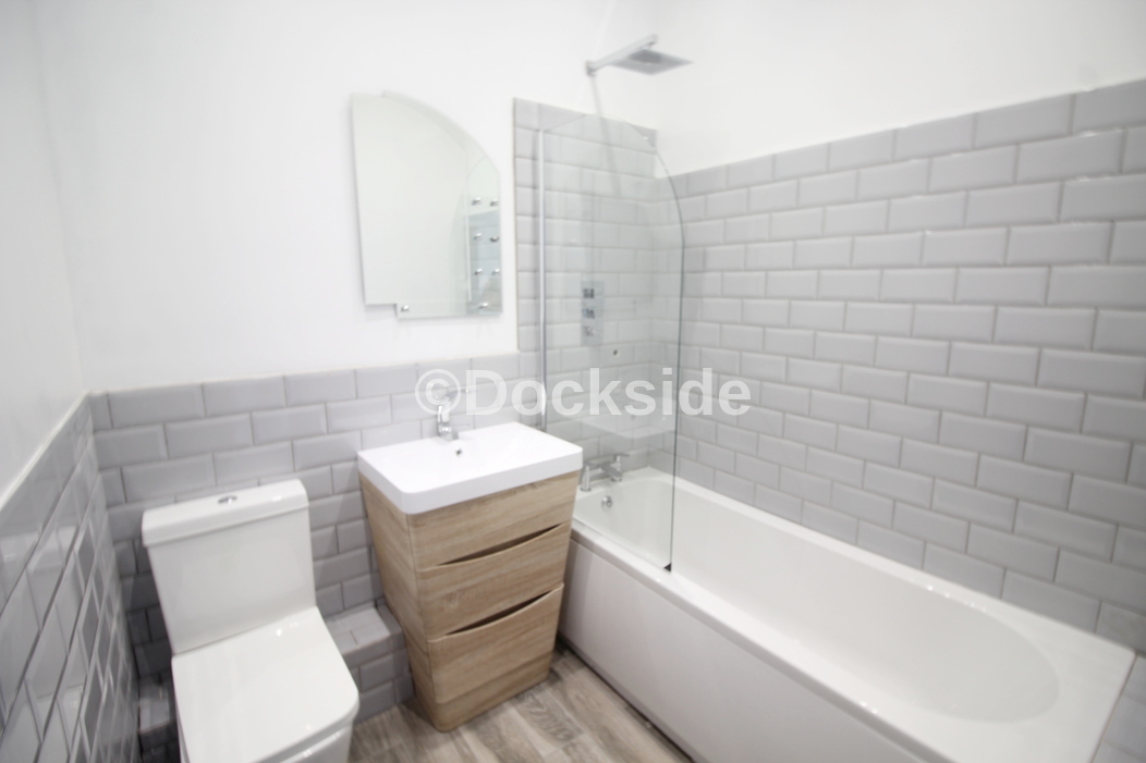 1 bed flat for sale in High Street, Gillingham 3