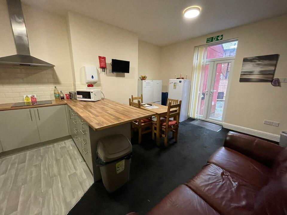 1 bed studio flat to rent in Gillott Road, Edgbaston  - Property Image 5