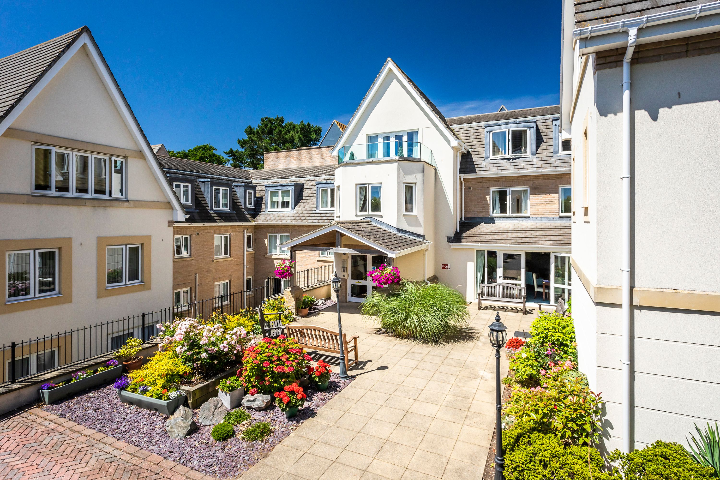 2 bed for sale in Sandbanks Road, Churchill Lodge, BH14, Poole 0