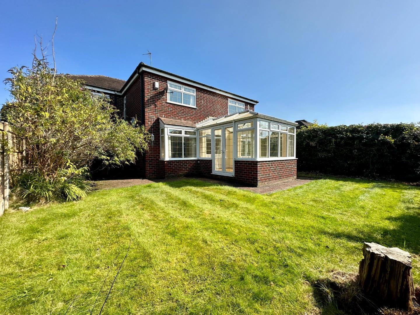 5 bed detached house to rent in Warburton Close, Altrincham  - Property Image 32