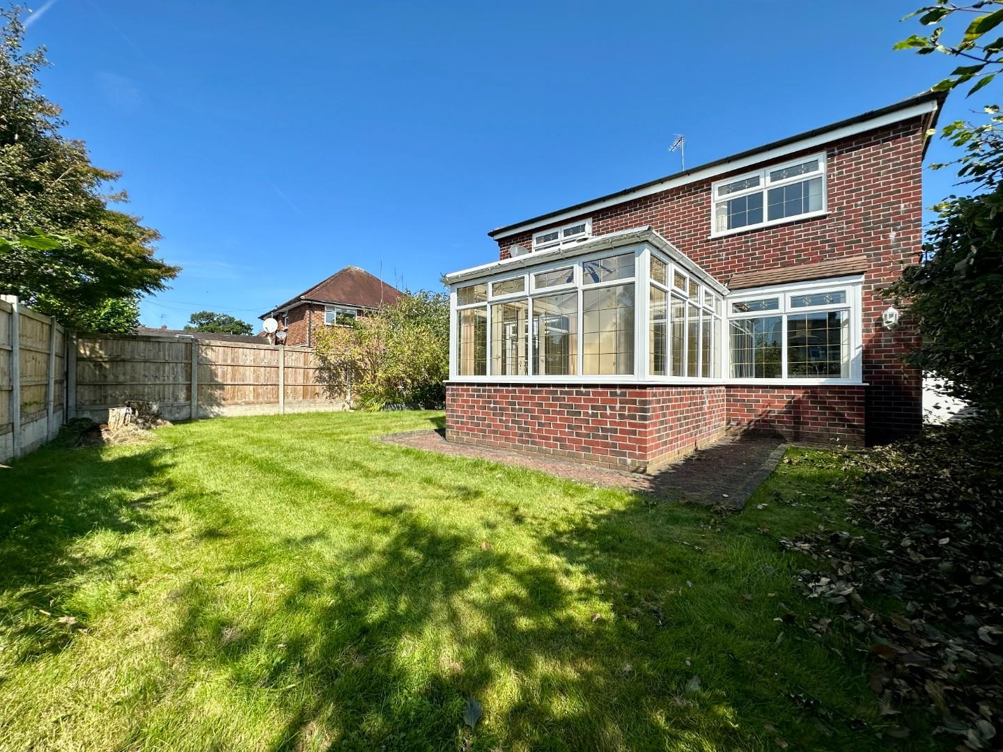 5 bed detached house to rent in Warburton Close, Altrincham  - Property Image 35