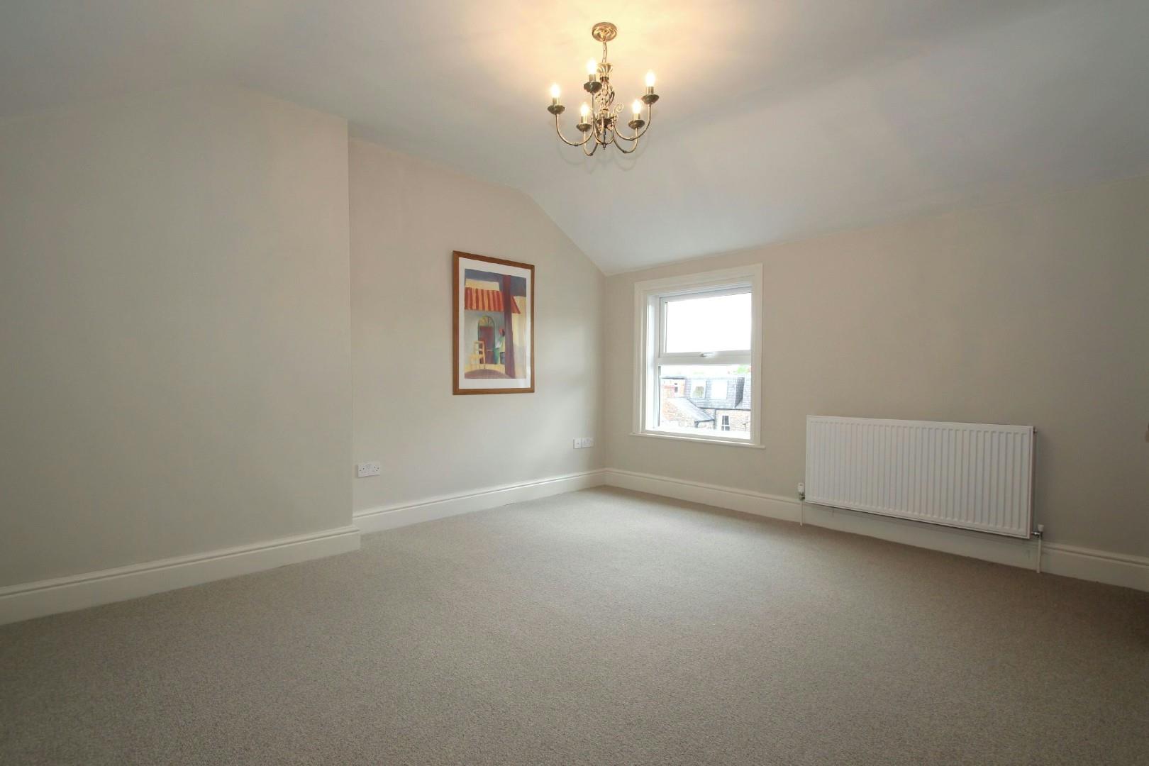 4 bed terraced house to rent in Hawthorn Road, Hale  - Property Image 19
