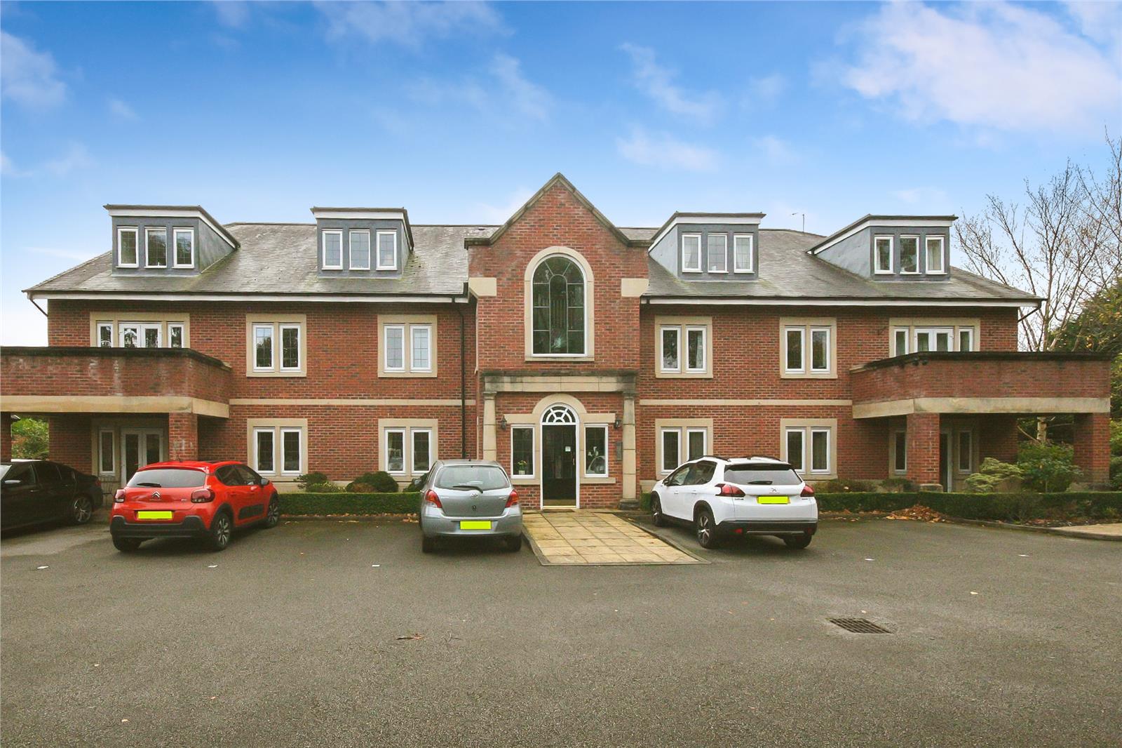 2 bed apartment to rent in The Greens, 438 Hale Road, Hale Barns  - Property Image 14