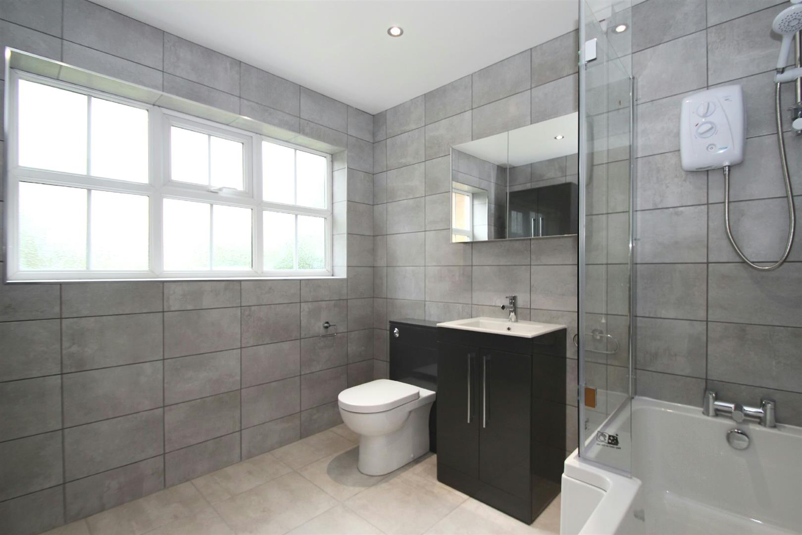 4 bed detached house to rent in Talbot Road, Altrincham  - Property Image 21