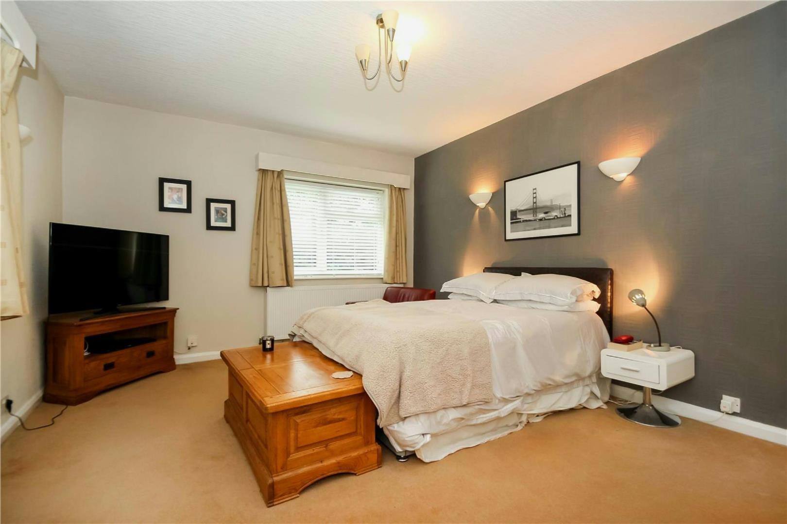 2 bed apartment to rent in Suffolk Road, Altrincham  - Property Image 8