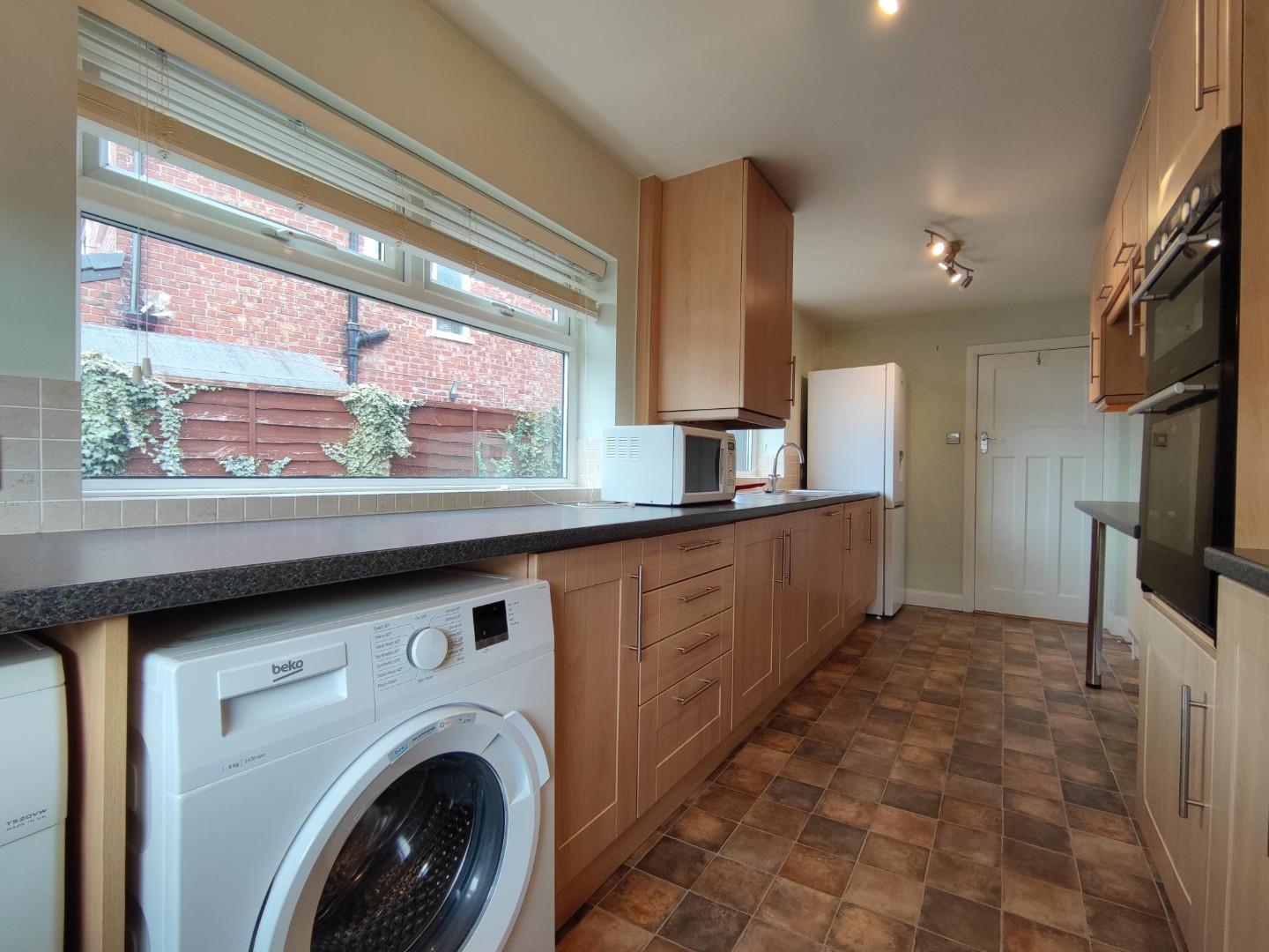 3 bed semi-detached house to rent in Ash Grove, Altrincham  - Property Image 11